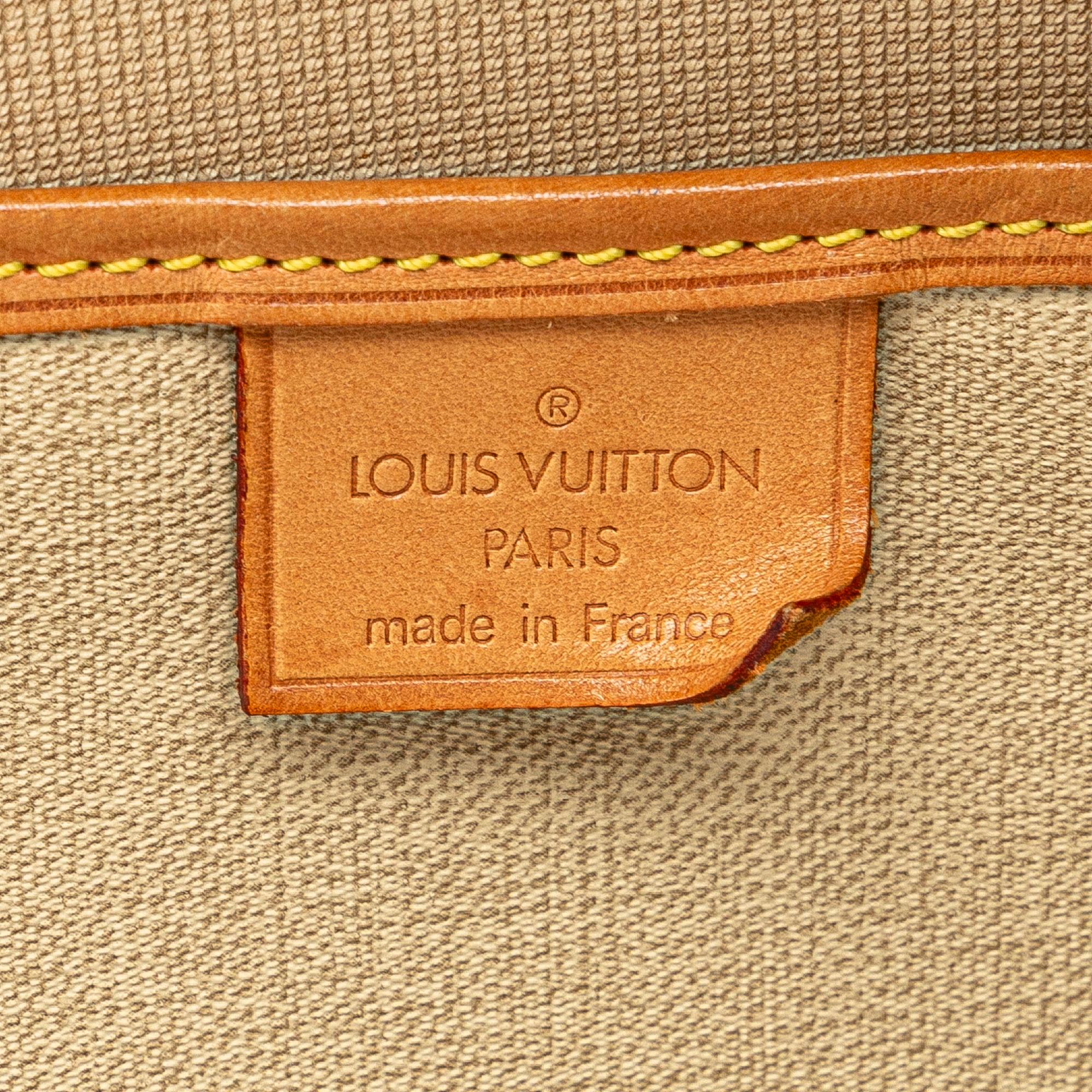 Louis Vuitton Monogram Excursion (SHG-XBZUhj)