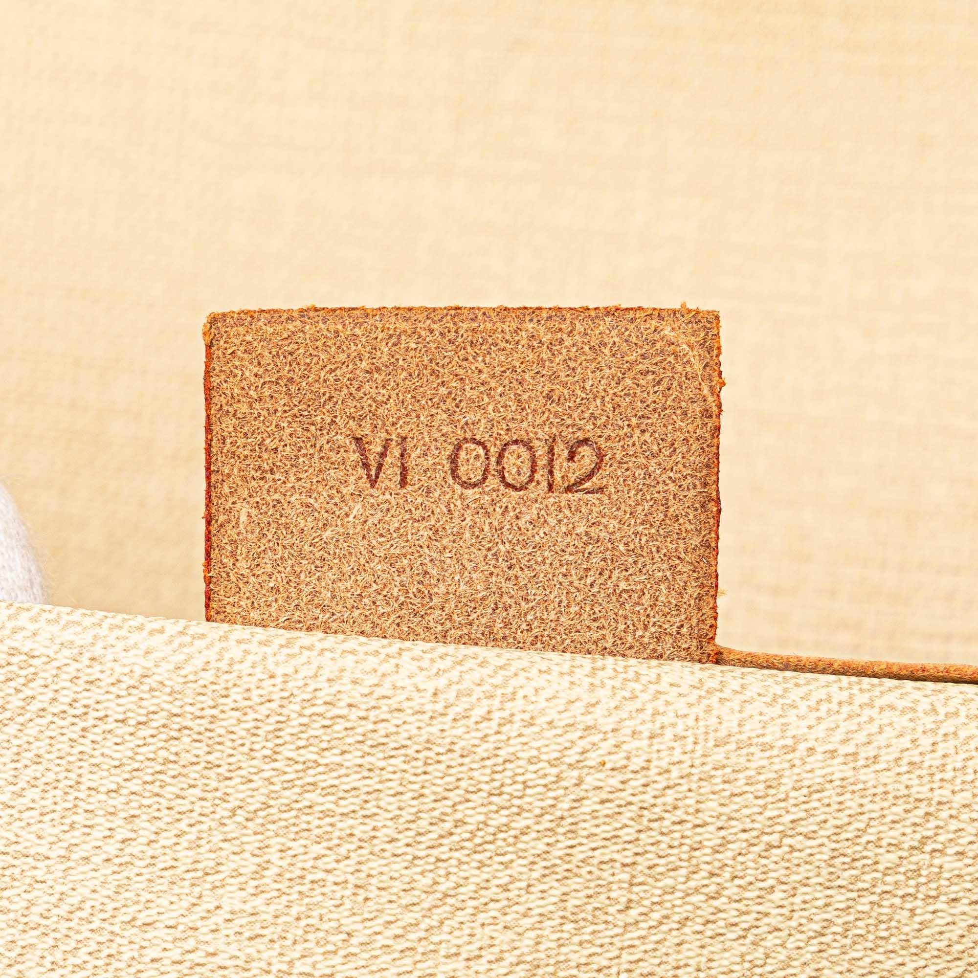 Louis Vuitton Monogram Excursion (SHG-hA7afG)