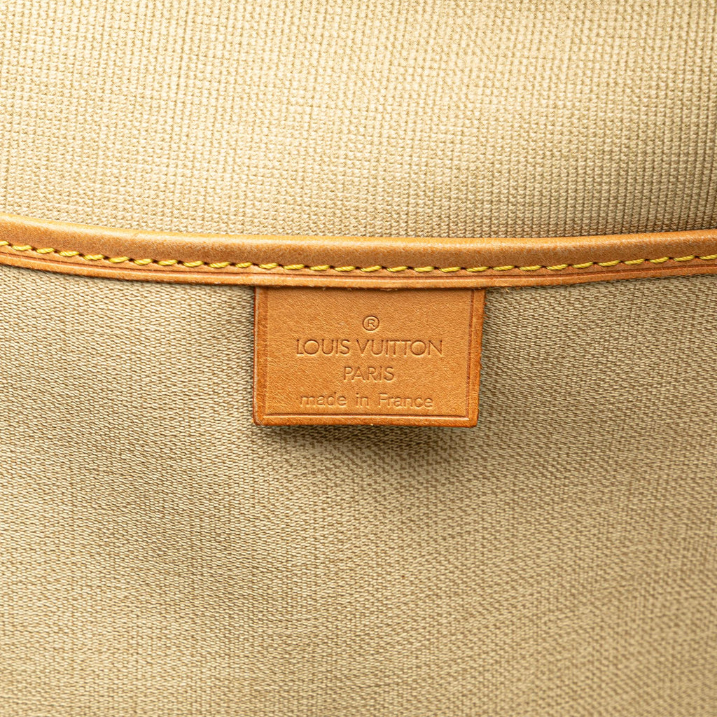 Louis Vuitton Monogram Excursion