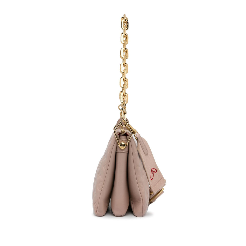 Louis Vuitton Monogram Fall In Love Coussin PM (SHG-sNrHnI)