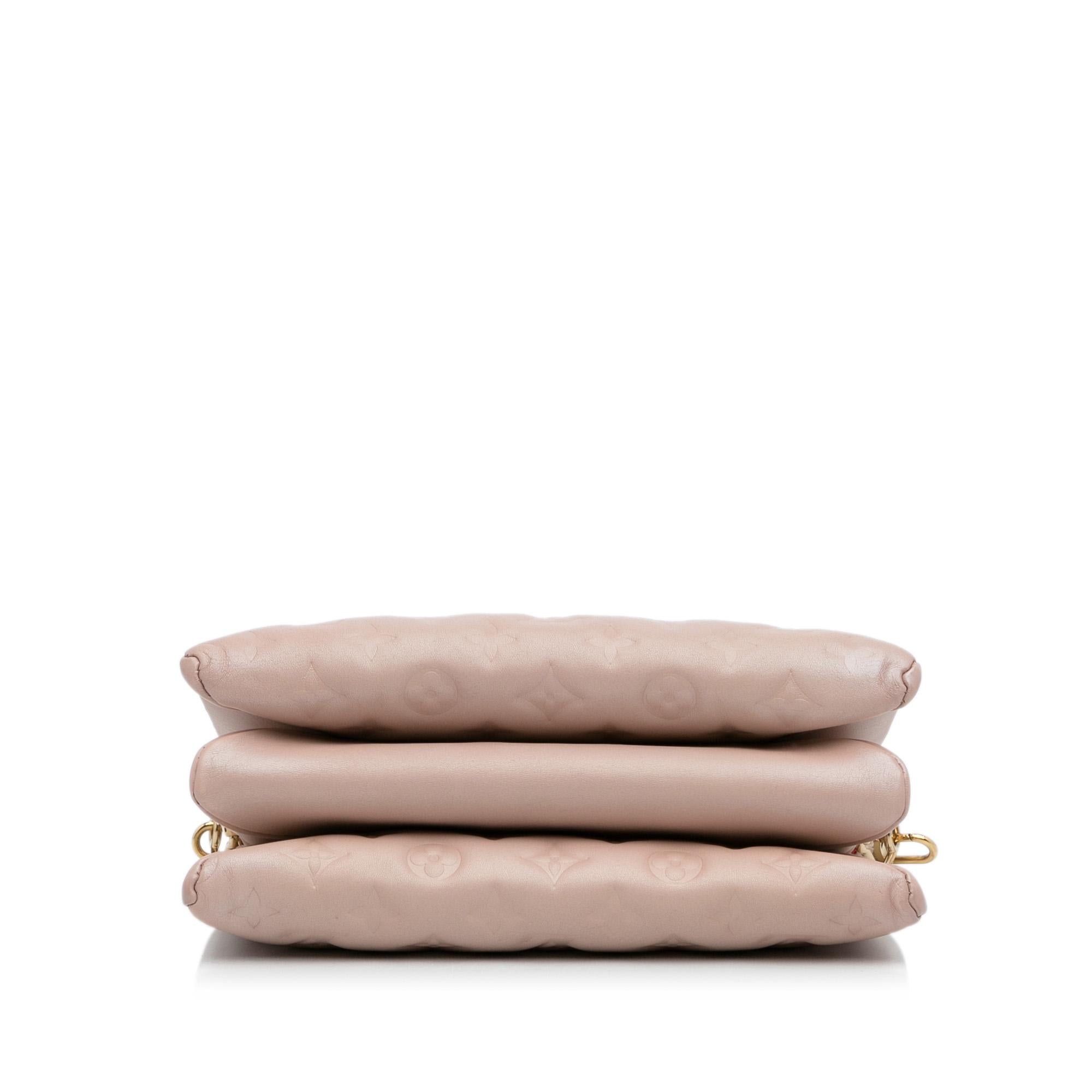 Louis Vuitton Monogram Fall In Love Coussin PM (SHG-sNrHnI)