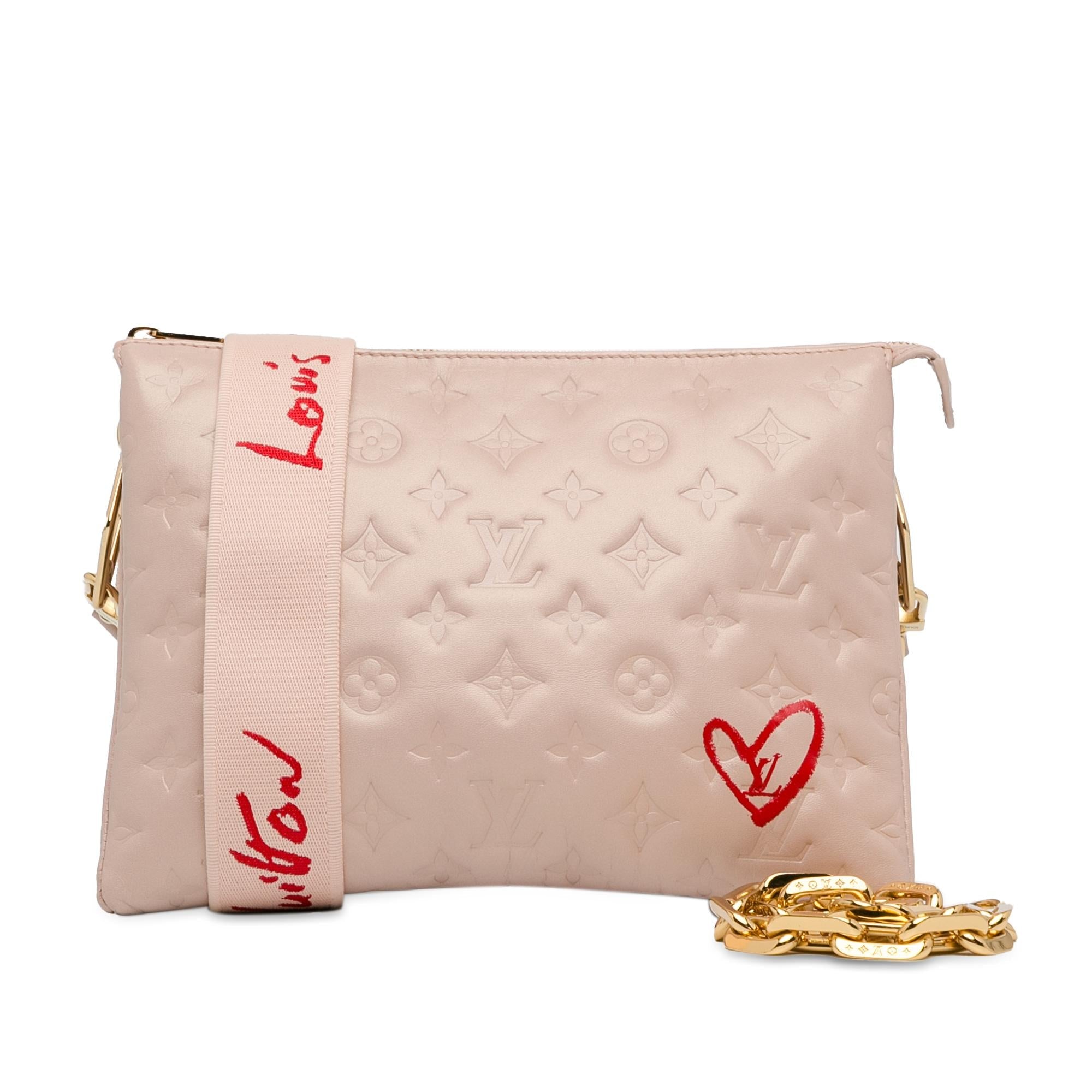 Louis Vuitton Monogram Fall In Love Coussin PM (SHG-5C5qm1)
