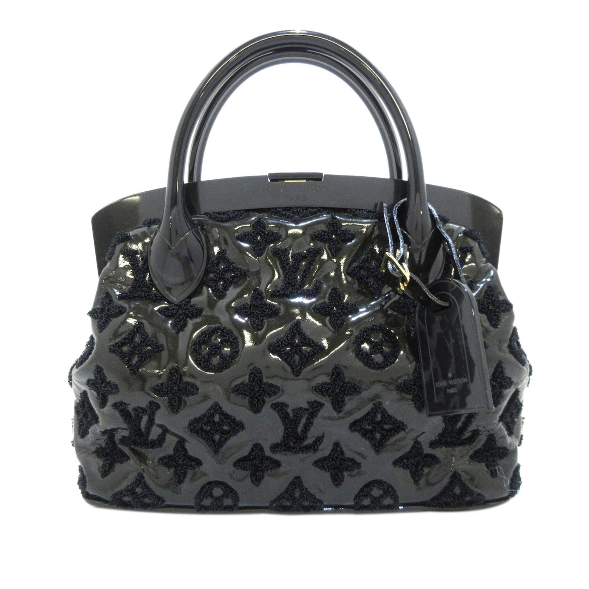 Louis Vuitton Monogram Fascination Lockit Frame BB (SHG-32242)