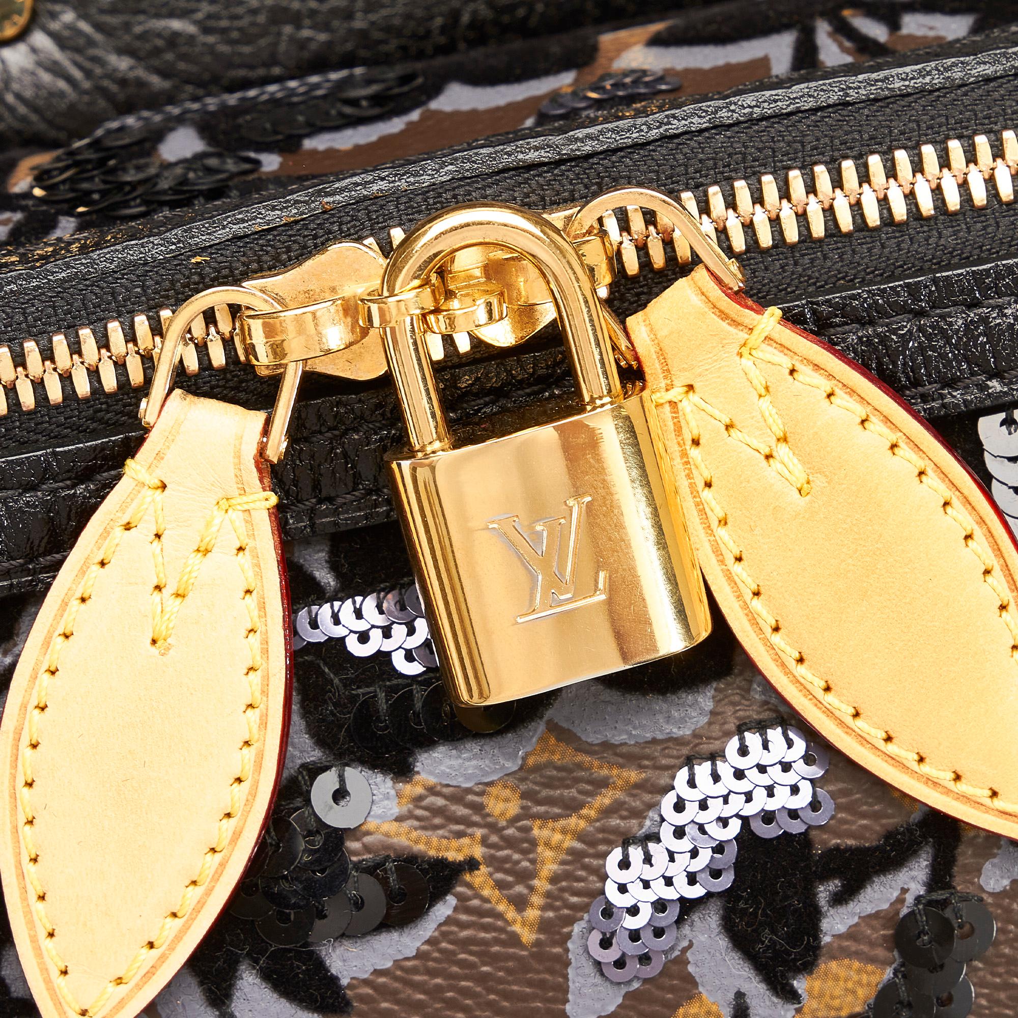 Louis Vuitton Monogram Fleur de Jais Carrousel (SHG-eexu39)