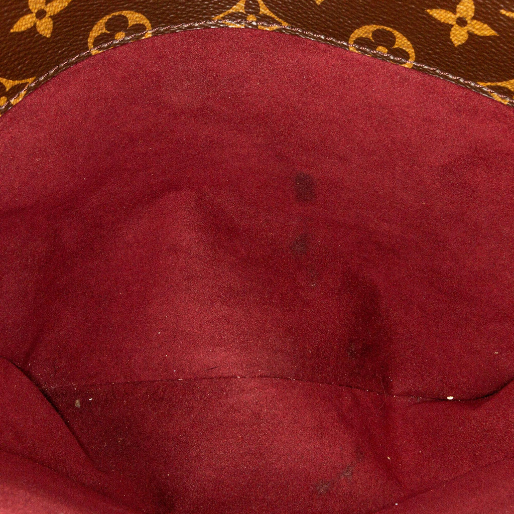 Louis Vuitton Monogram Flower Zipped Tote MM (SHG-W0LVmv)