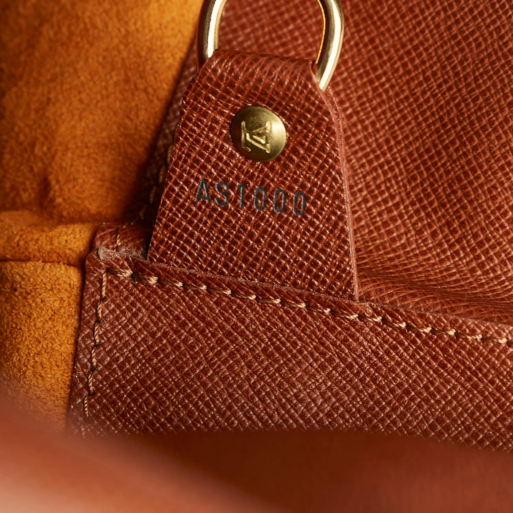 Louis Vuitton Monogram GM Musette Salsa Long Strap (SHG-35573)