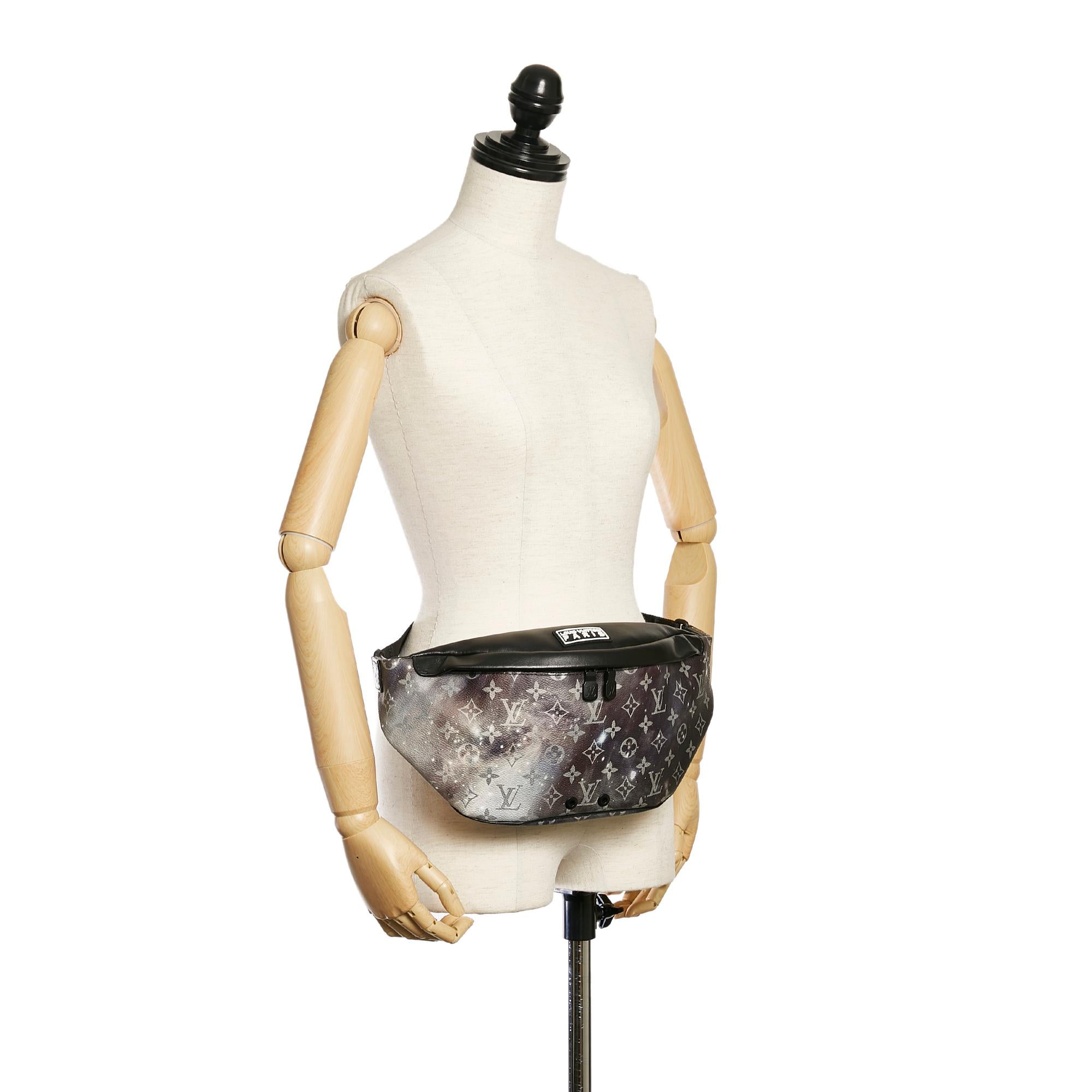 Louis Vuitton Monogram Galaxy Discovery Bumbag