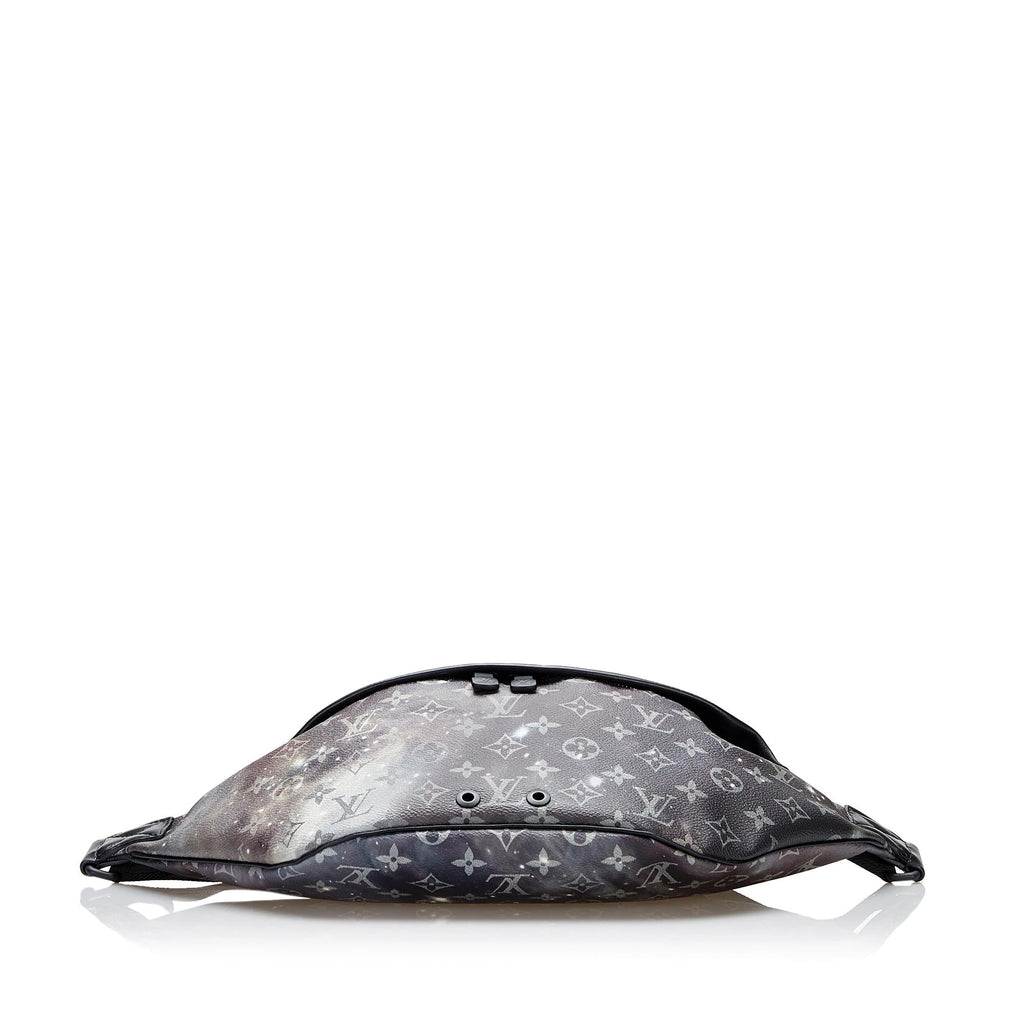 Louis Vuitton Monogram Galaxy Discovery Bumbag
