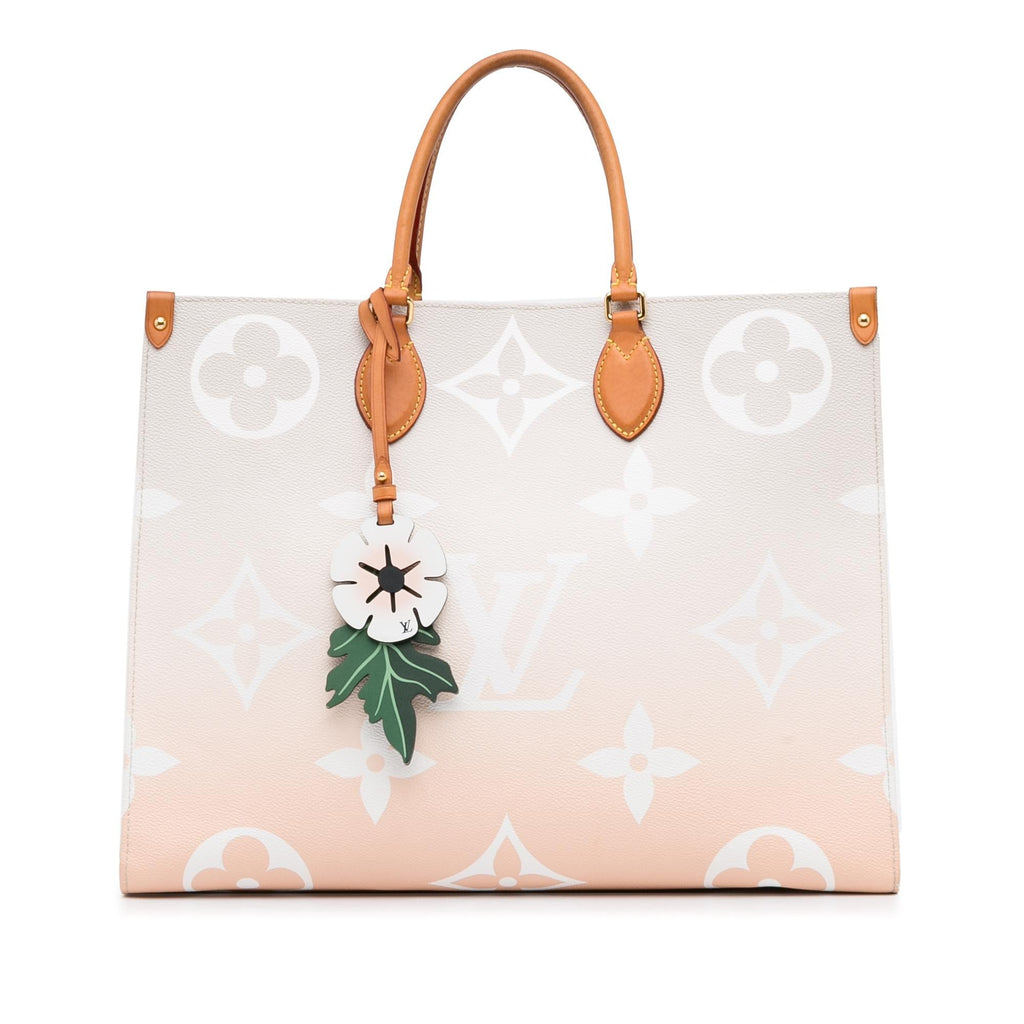 Louis Vuitton Monogram Giant By The Pool Onthego GM (SHG-za9VaB)