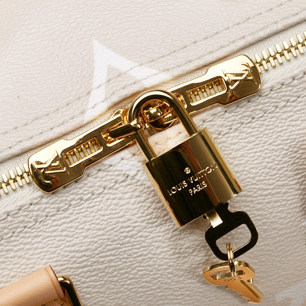 Louis Vuitton Monogram Giant By The Pool Speedy Bandouliere 25 (SHG-lpOsSm)