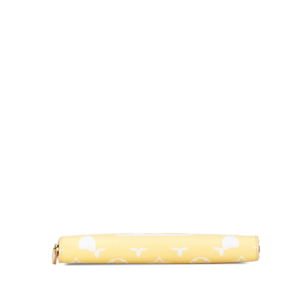 Louis Vuitton Monogram Giant By The Pool Zippy Wallet