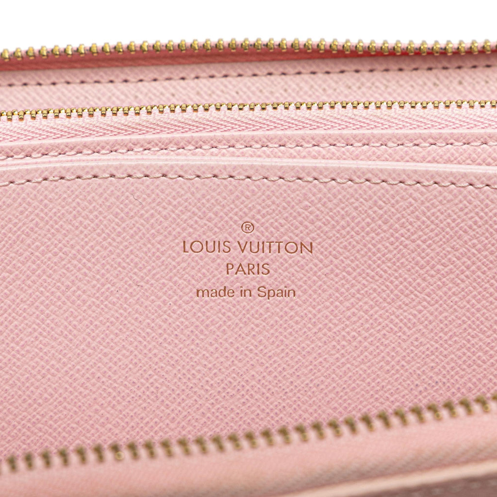 Louis Vuitton Monogram Giant By The Pool Zippy Wallet