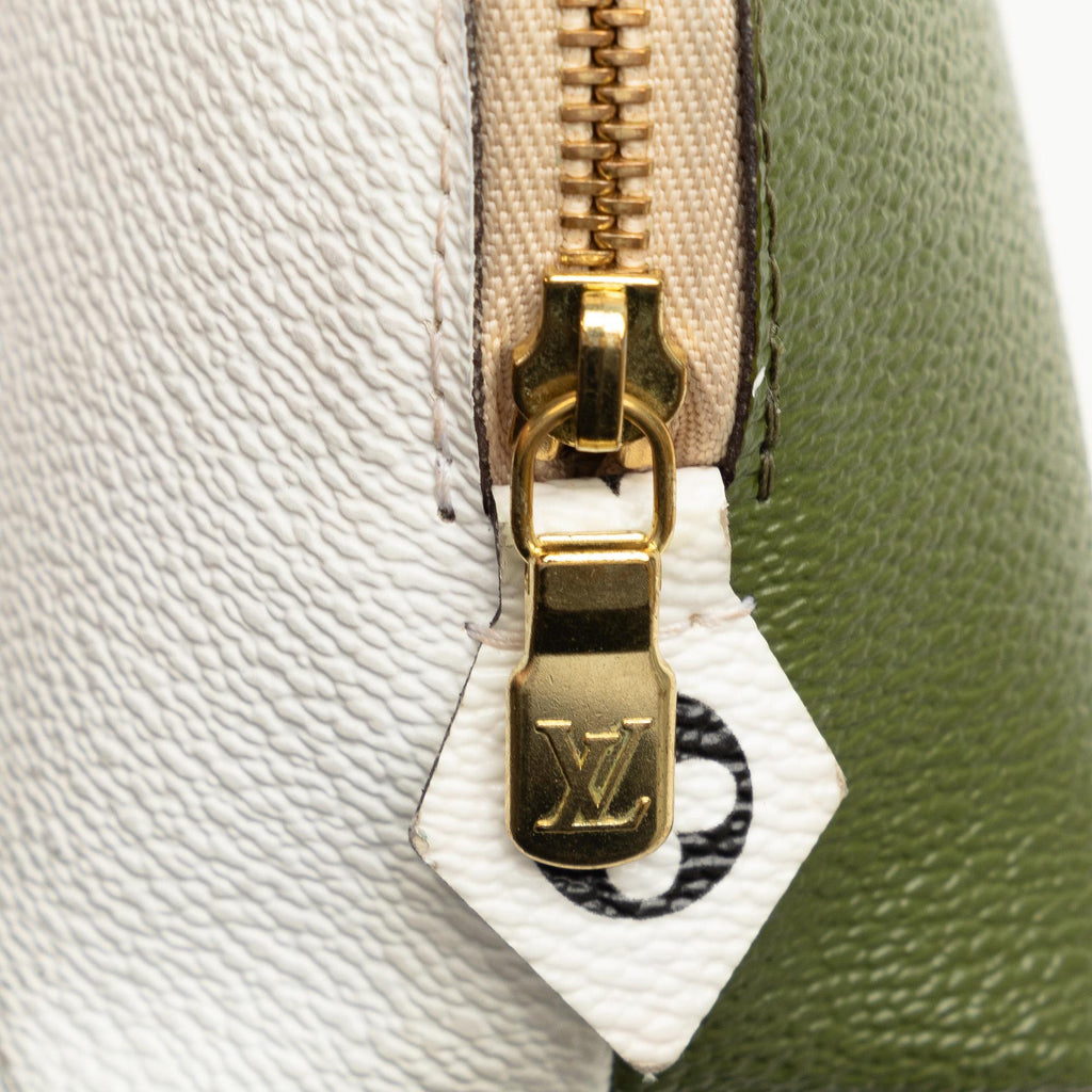 Louis Vuitton Monogram Giant Cosmetic Pouch