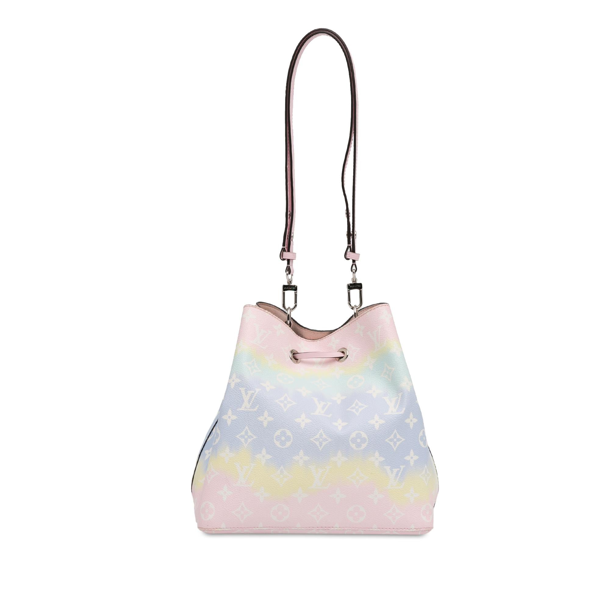Louis Vuitton Monogram Giant Escale Pastel NeoNoe MM (SHG-Qtx7ld)