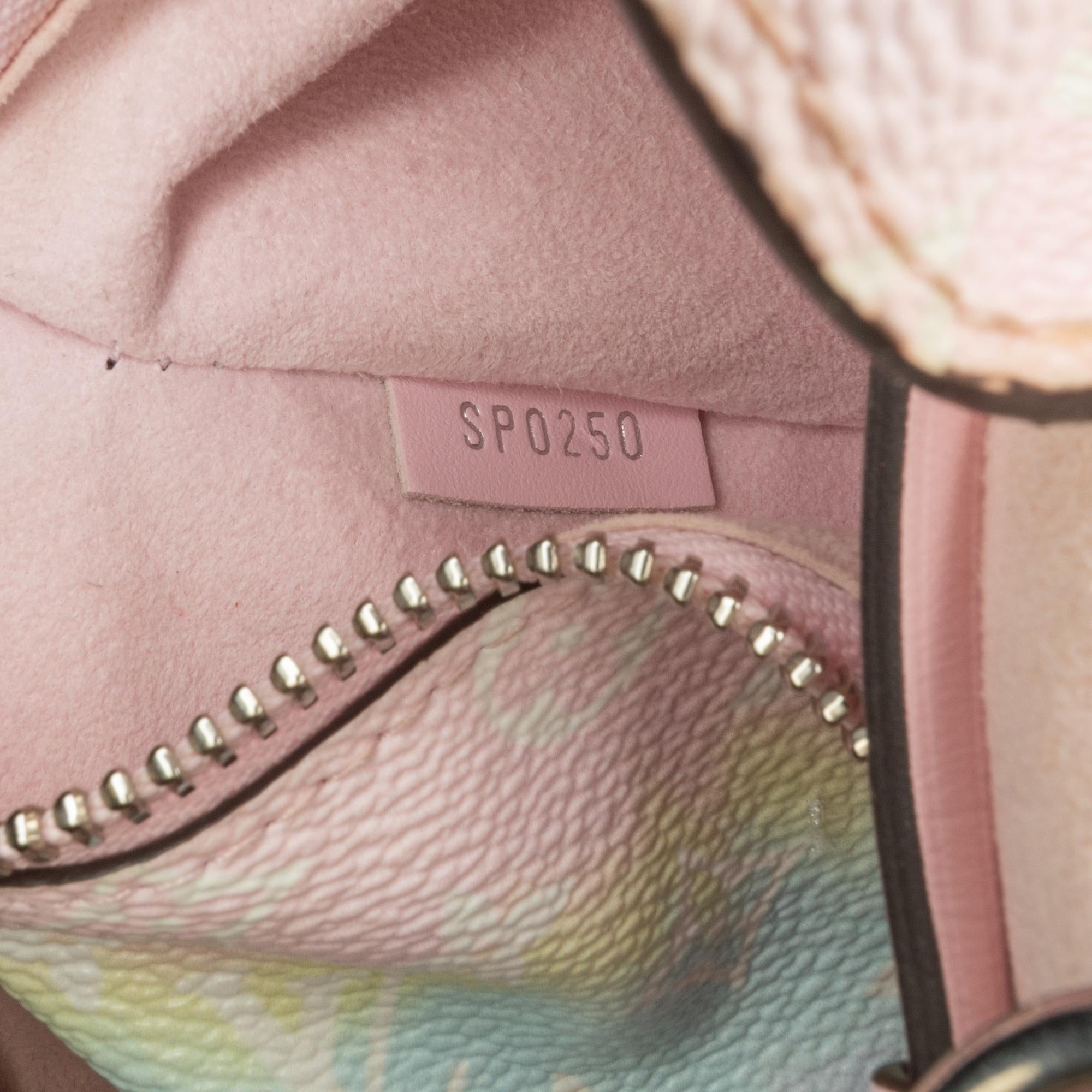 Louis Vuitton Monogram Giant Escale Pastel NeoNoe MM (SHG-Qtx7ld)