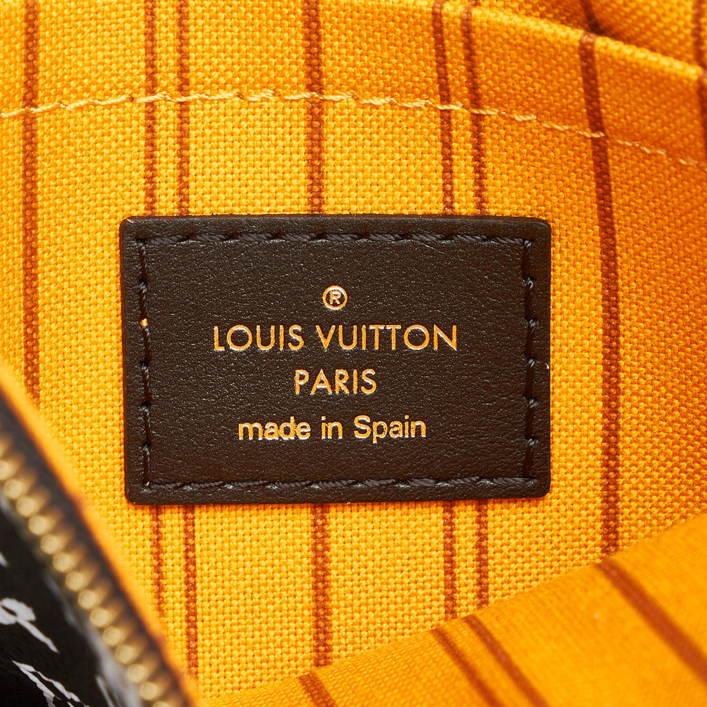 Louis Vuitton Monogram Giant Jungle Neverfull MM (SHG-4HIPD2)