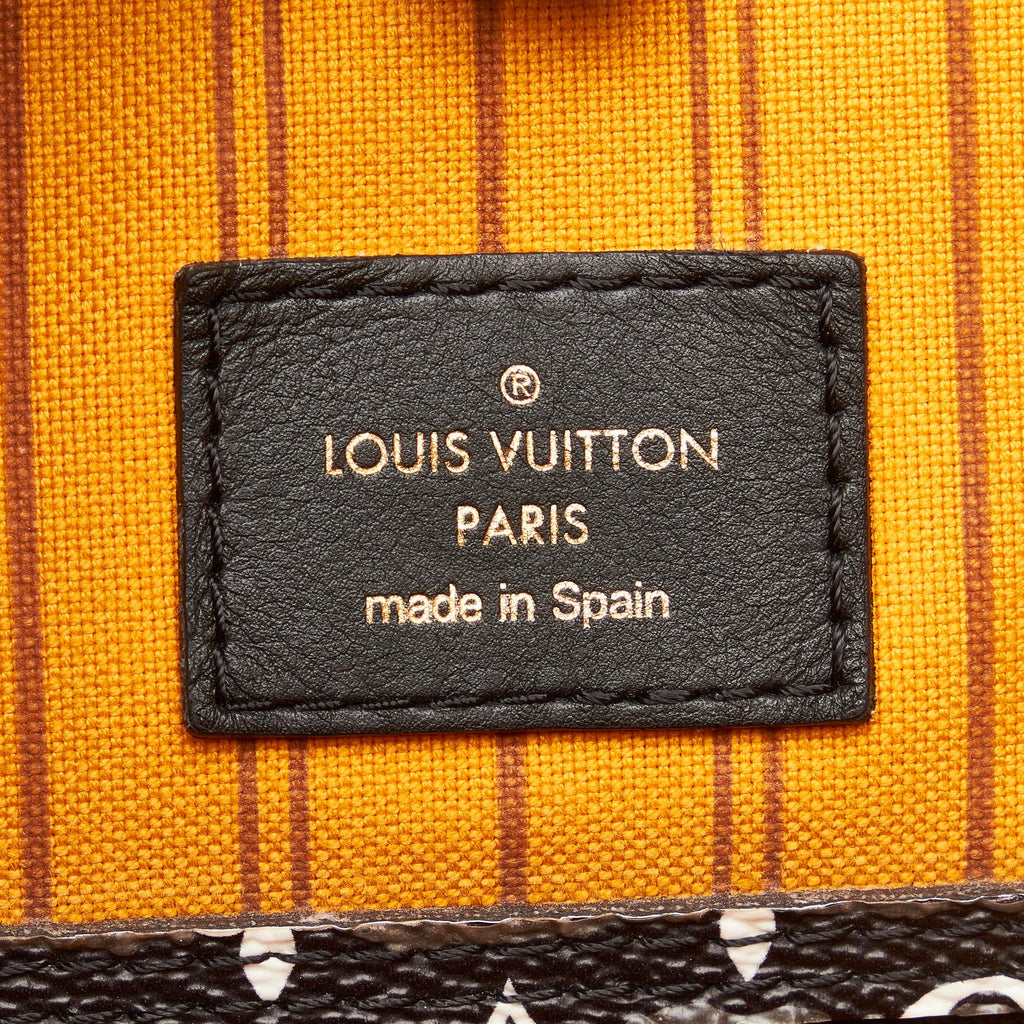 Louis Vuitton Monogram Giant Jungle Neverfull MM (SHG-4HIPD2)