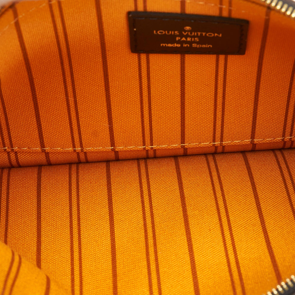 Louis Vuitton Monogram Giant Jungle Neverfull MM (SHG-4HIPD2)