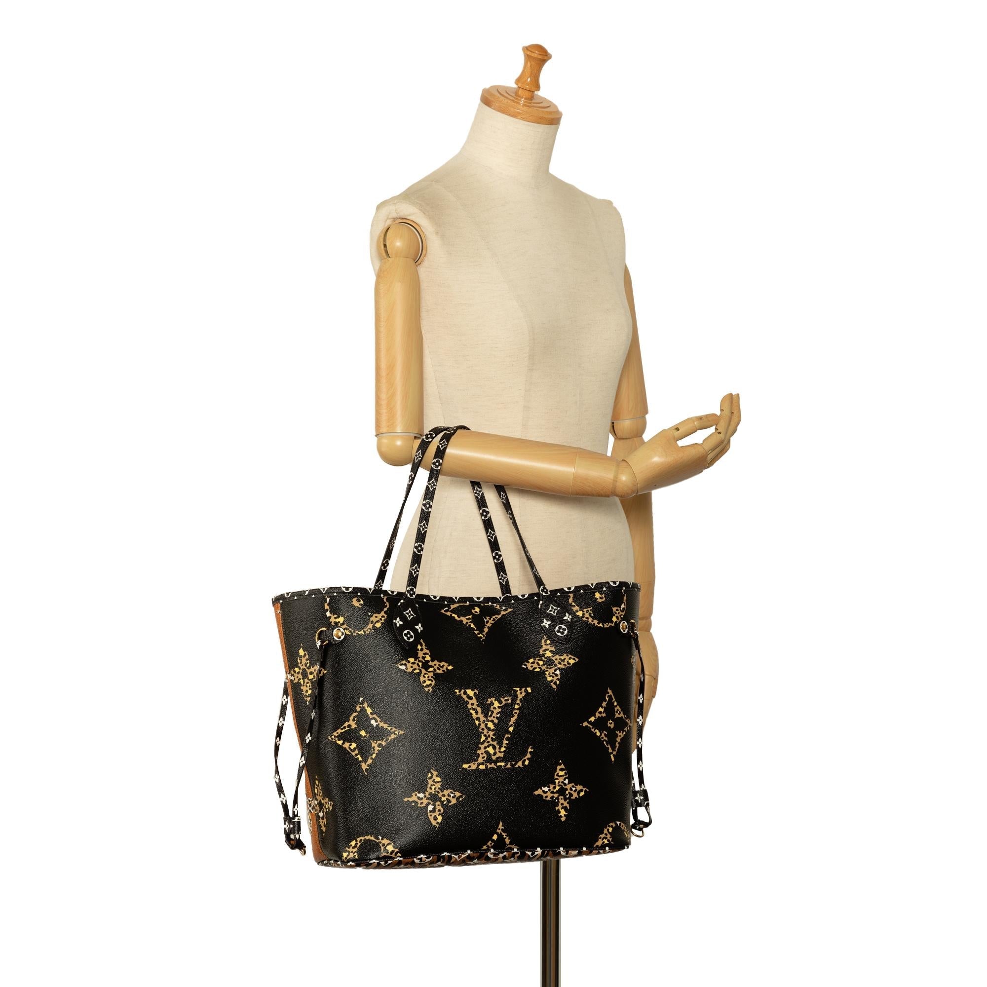 Louis Vuitton Monogram Giant Jungle Neverfull MM (SHG-QTcy0k)
