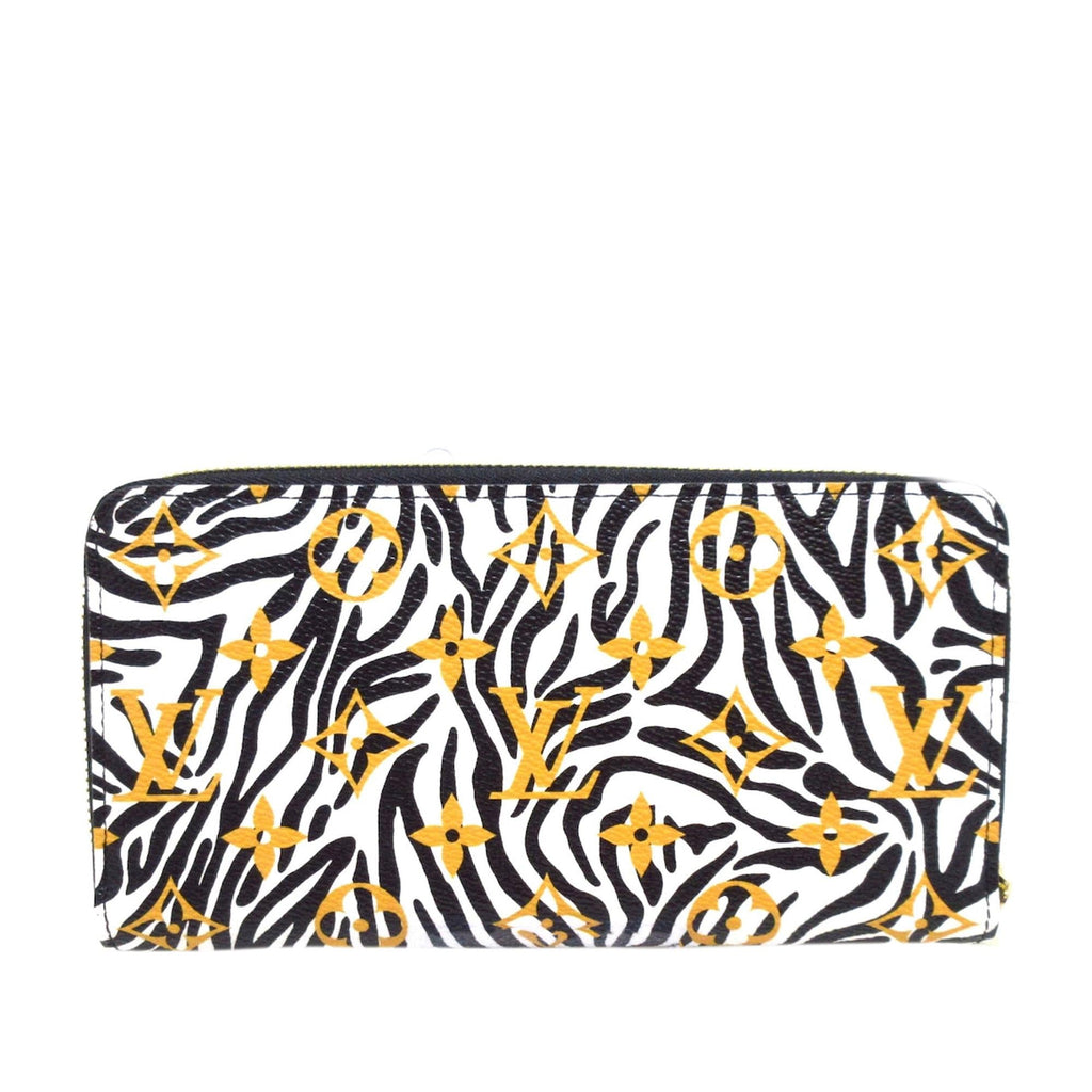 Louis Vuitton Monogram Giant Jungle Zippy Wallet (SHG-dDejCz)