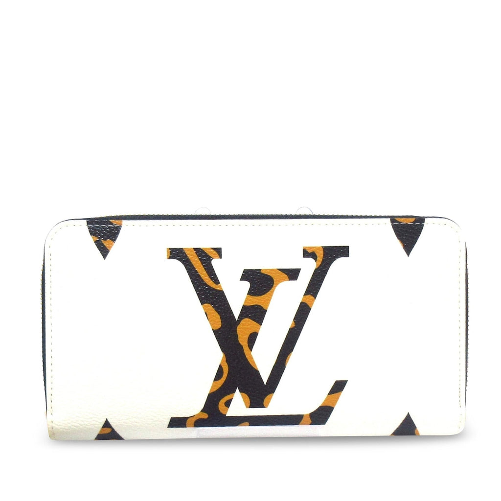 Louis Vuitton Monogram Giant Jungle Zippy Wallet (SHG-0JN3tr)