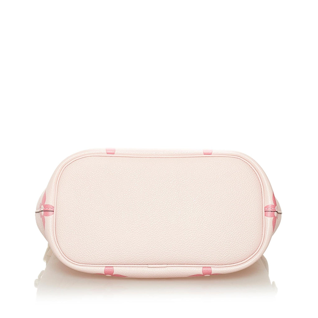 Louis Vuitton Monogram Giant Marshmallow By The Pool PM (SHG-36549)