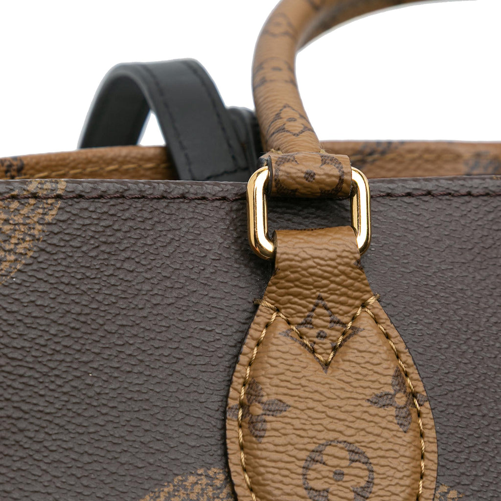 Louis Vuitton Monogram Giant OnTheGo MM