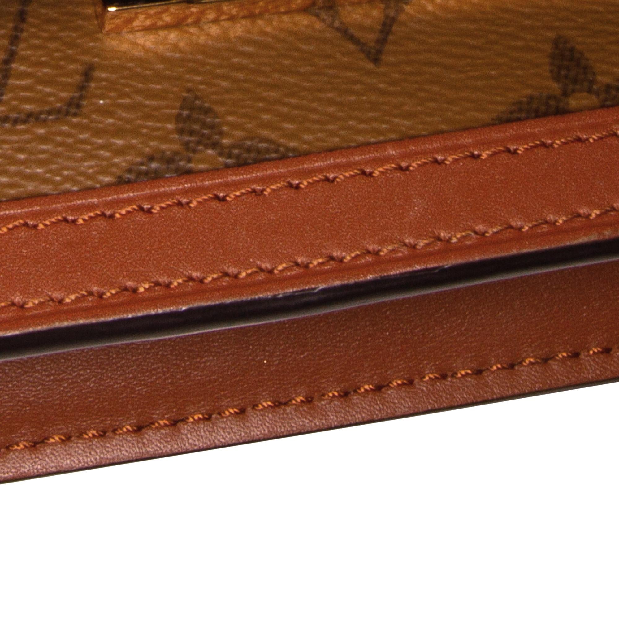 Louis Vuitton Monogram Giant Reverse Dauphine Bumbag (SHG-34448)