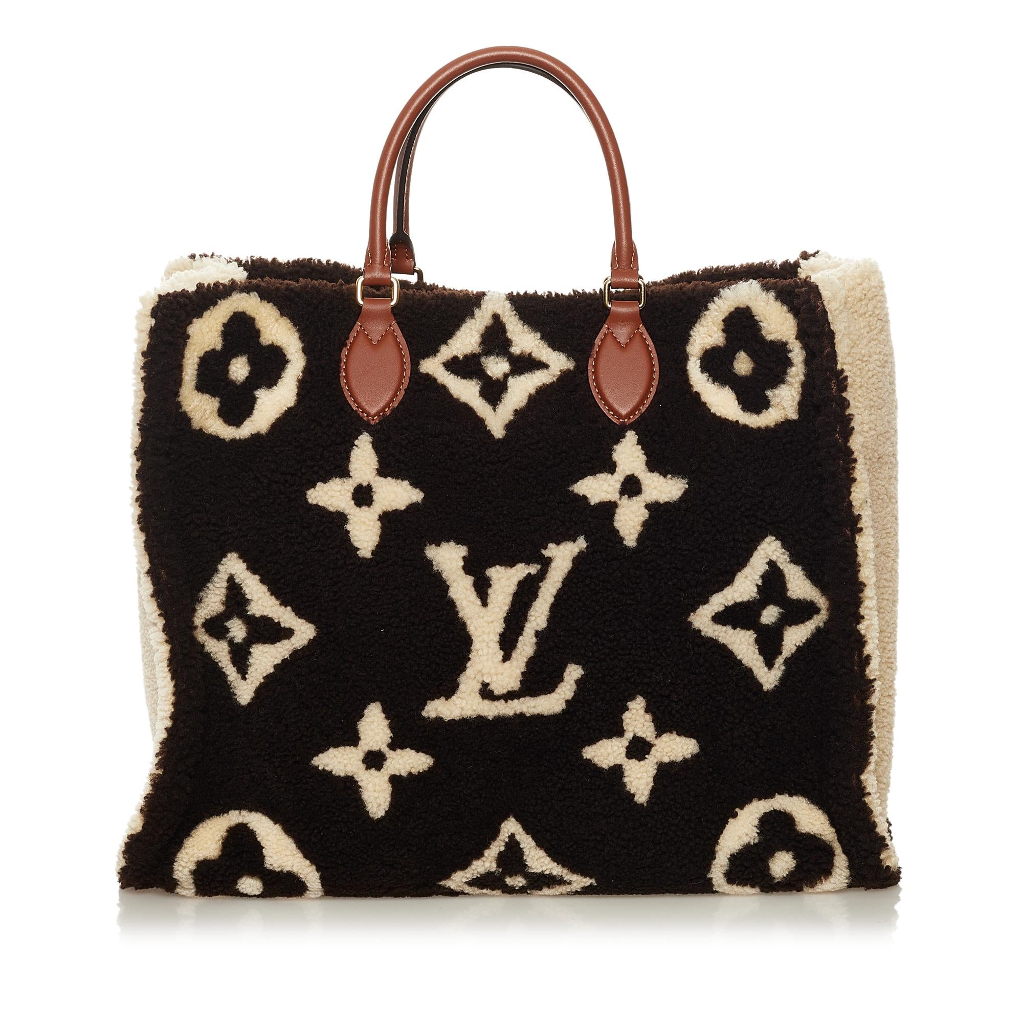 Louis Vuitton Monogram Giant Shearling Teddy Onthego GM (SHG-37287)