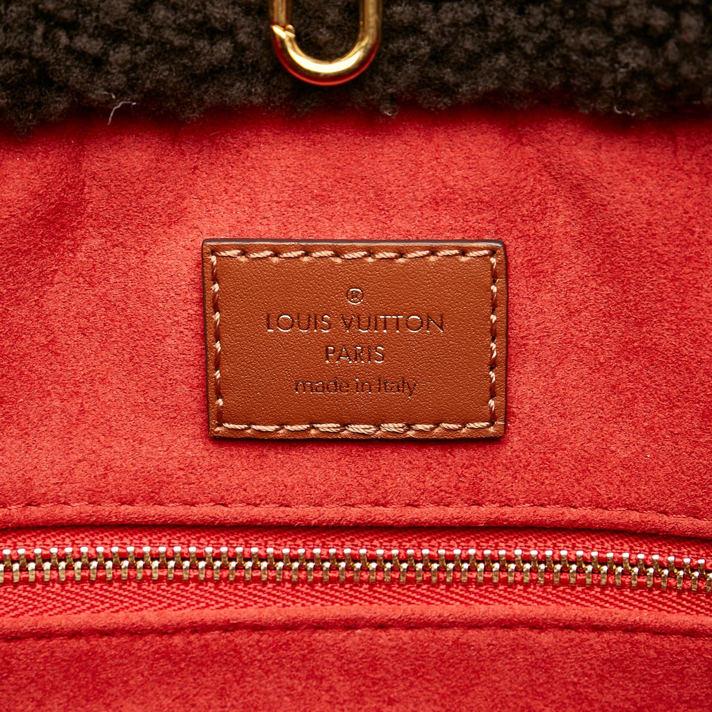 Louis Vuitton Monogram Giant Shearling Teddy Onthego GM (SHG-37287)