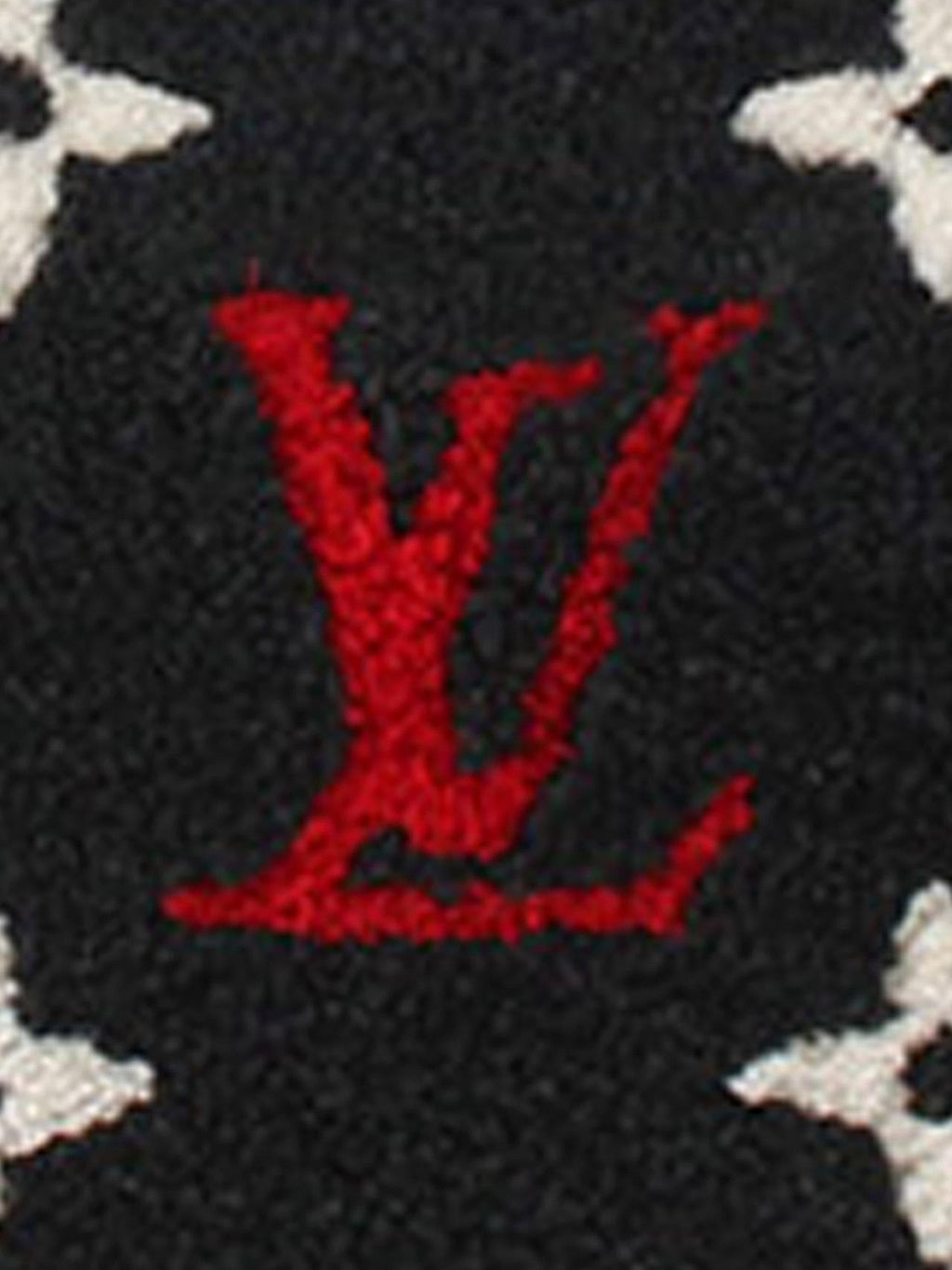 Louis Vuitton Monogram Giant Shearling Teddy Onthego GM (SHG-Zz4bpd)