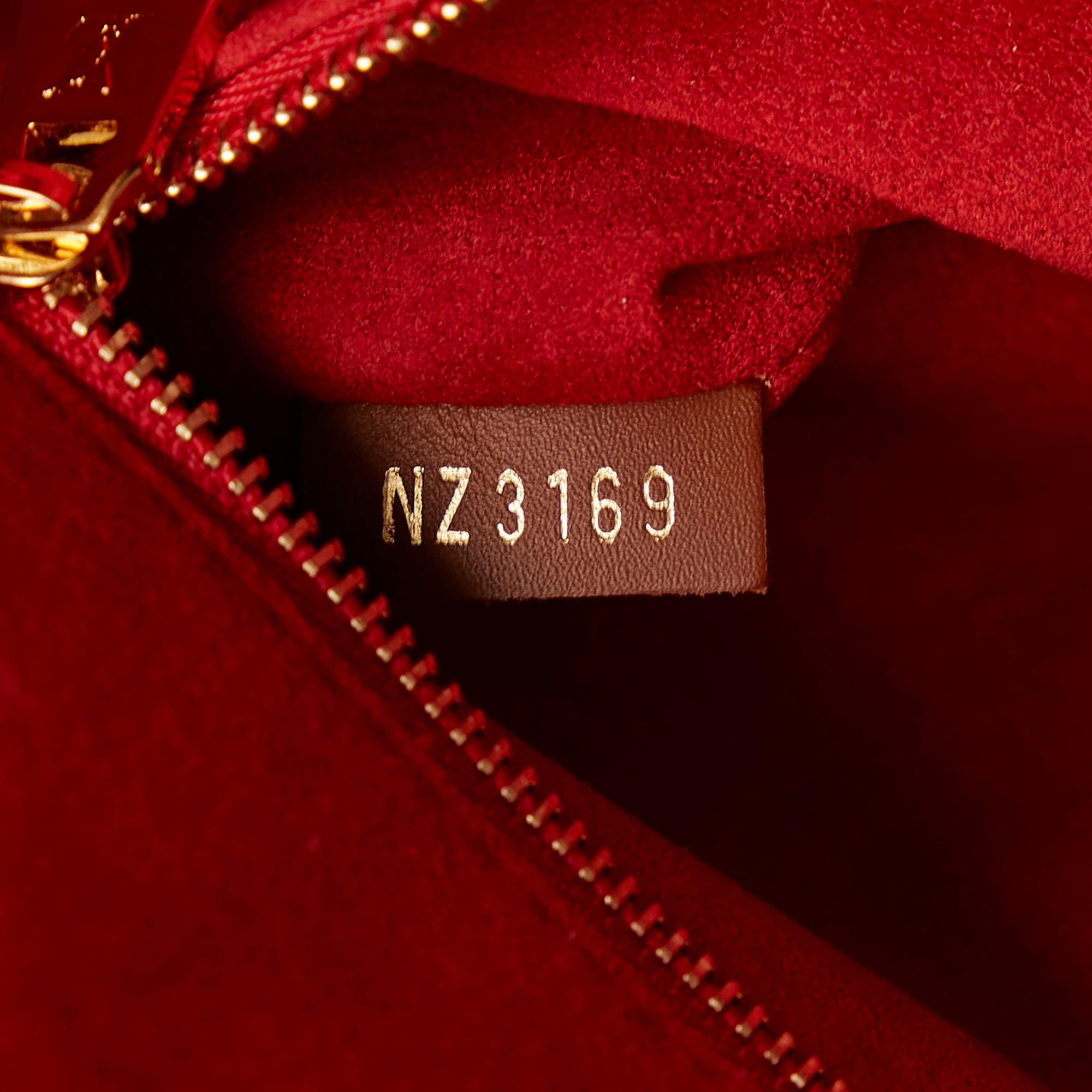 Louis Vuitton Monogram Giant Shearling Teddy Onthego GM