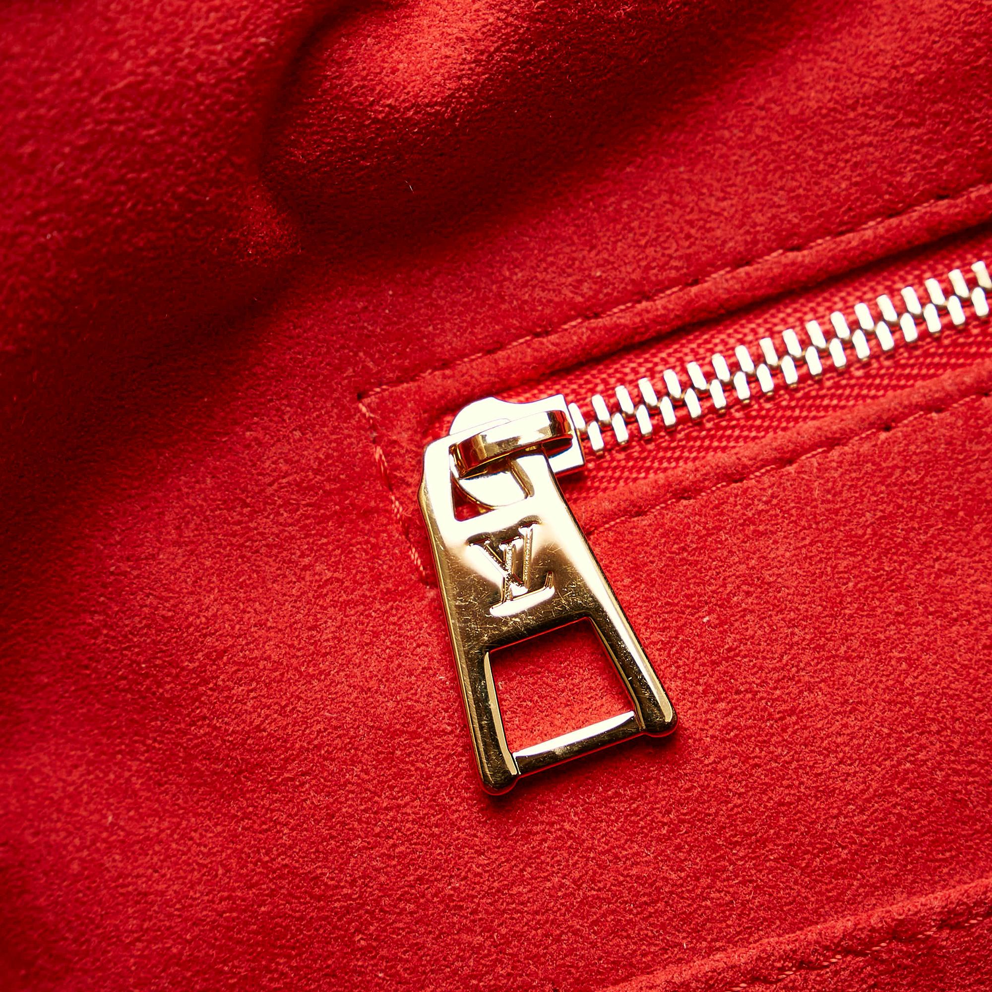 Louis Vuitton Monogram Giant Shearling Teddy Onthego GM