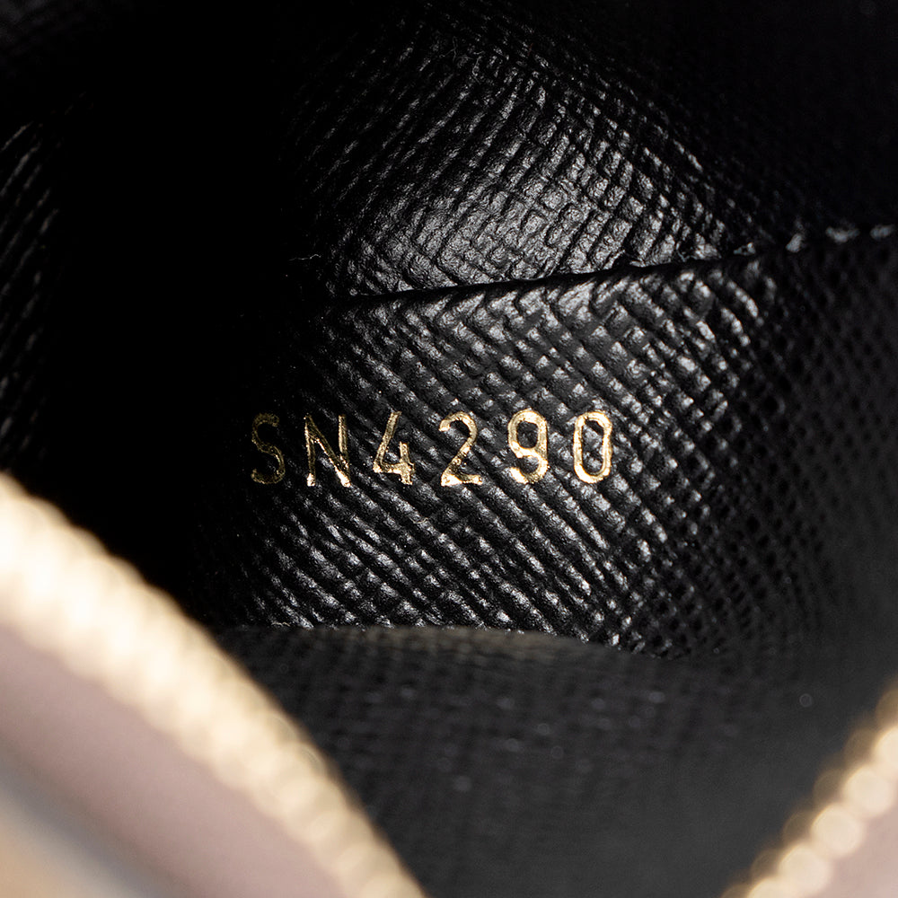 Louis Vuitton Monogram Giant Trio Pouch (SHF-20221)