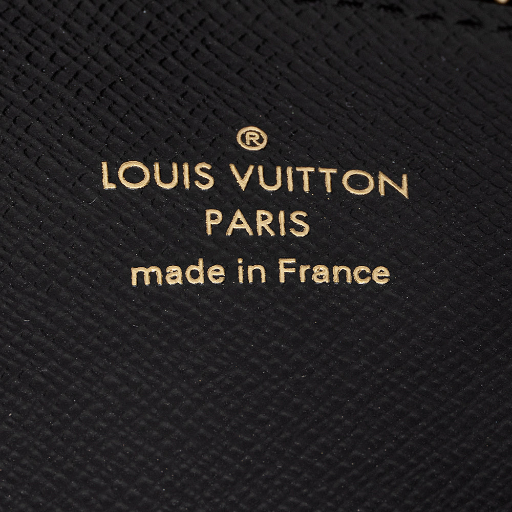 Louis Vuitton Monogram Giant Trio Pouch (SHF-20221)