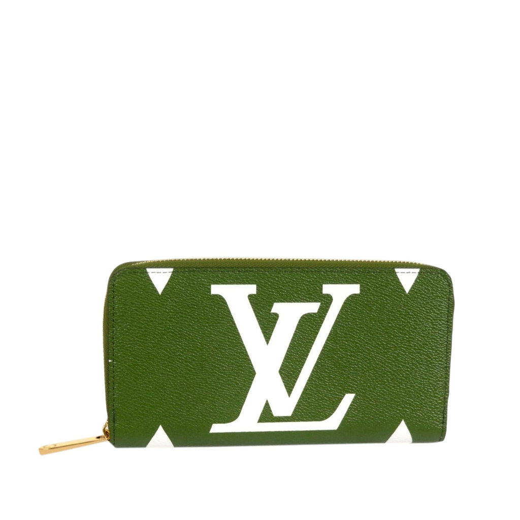 Louis Vuitton Monogram Giant Zippy Wallet (SHG-KCxW91)