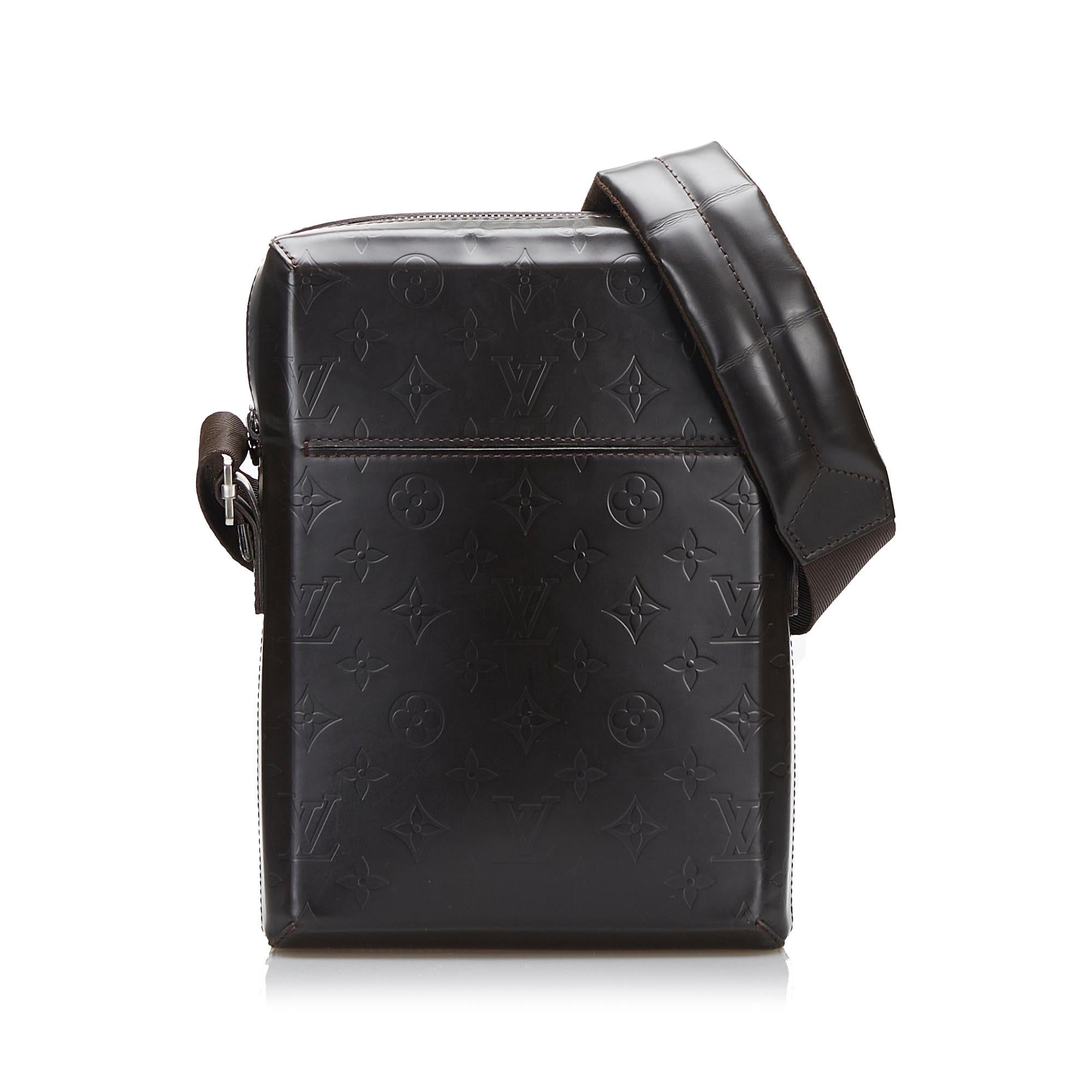 Louis Vuitton Monogram Glace Bobby (SHG-dBFHm0)