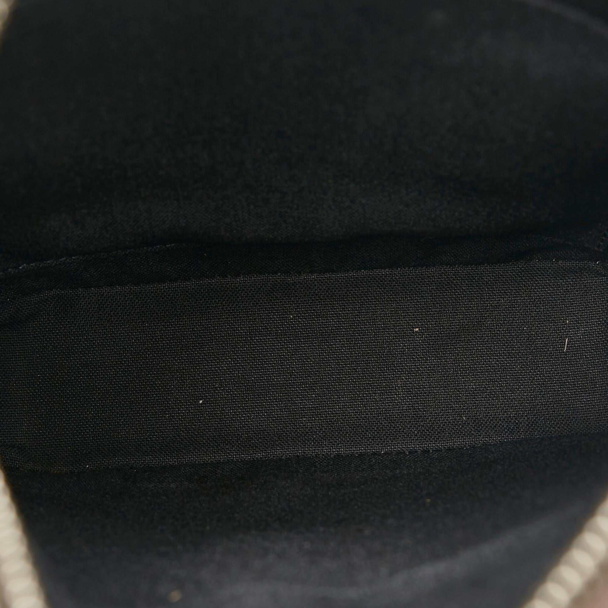 Louis Vuitton Monogram Glace Bobby (SHG-dBFHm0)