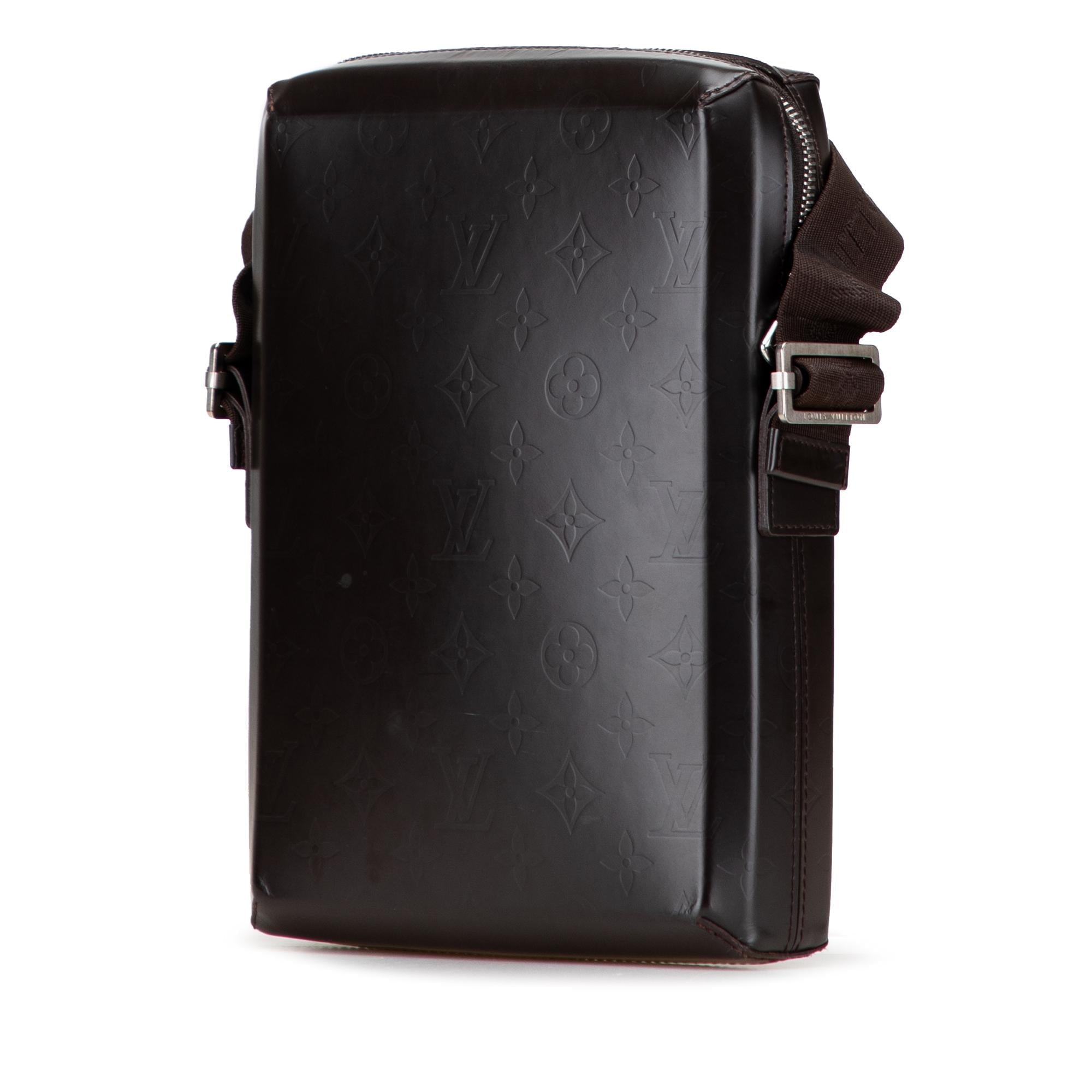 Louis Vuitton Monogram Glace Bobby