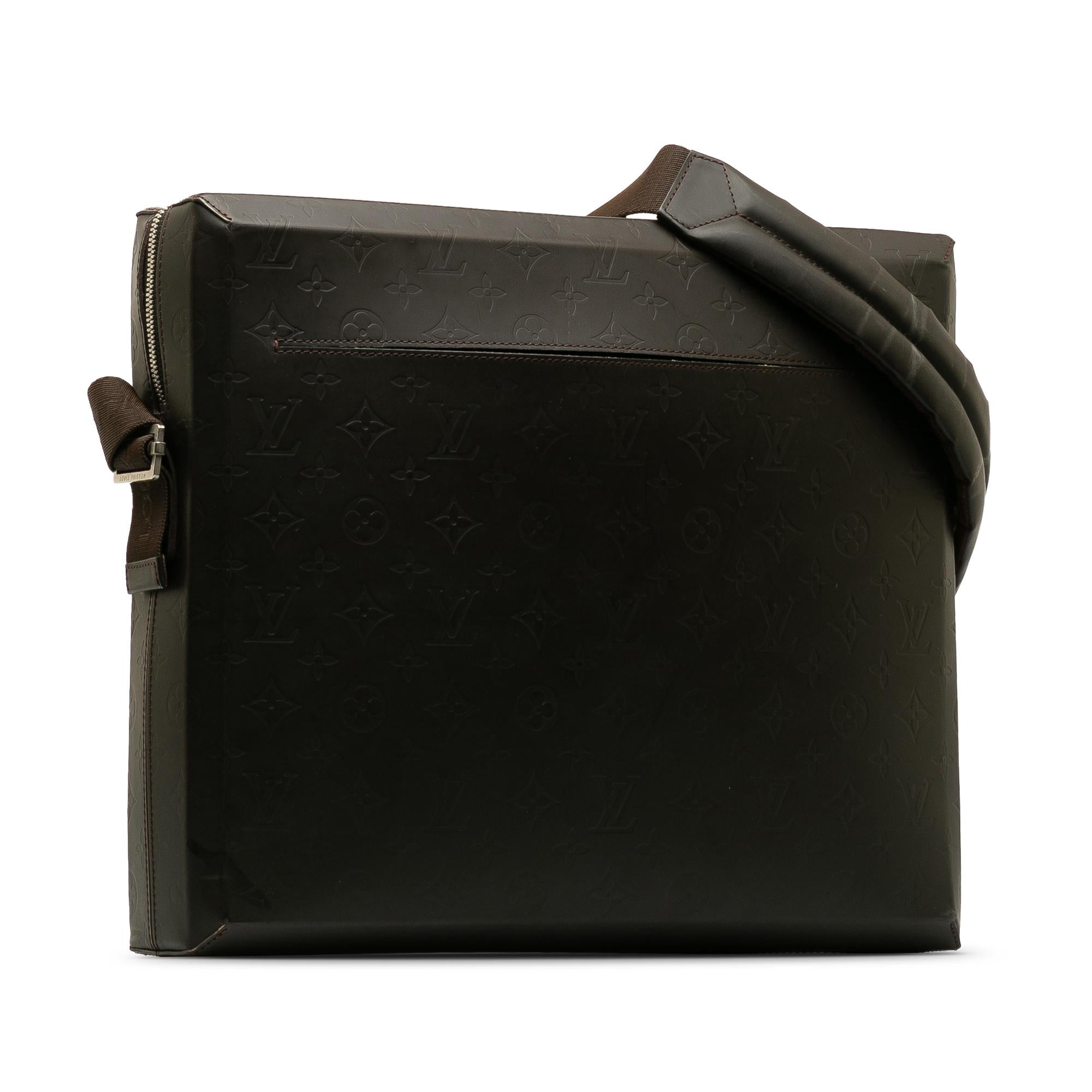 Louis Vuitton Monogram Glace Steve (SHG-BE5hGb)