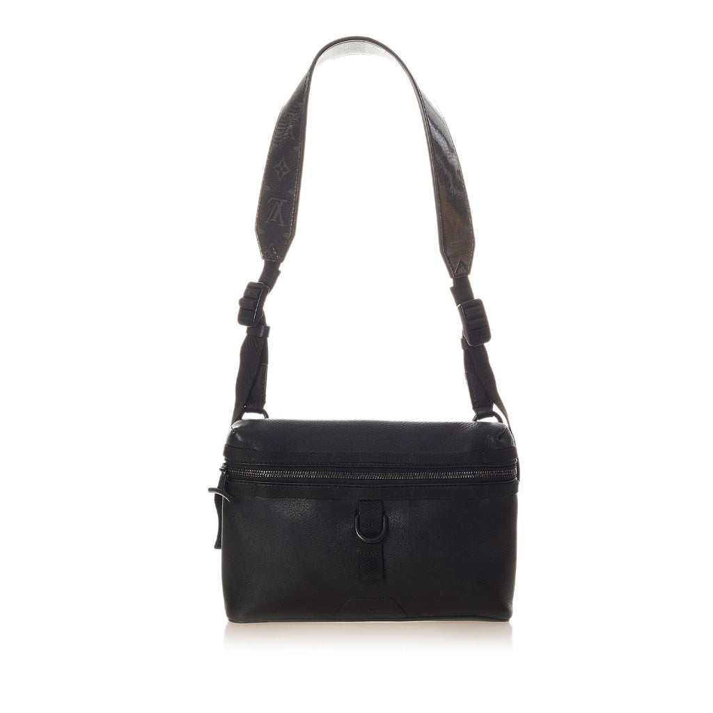 Louis Vuitton Monogram Glaze Messenger PM (SHG-24854)