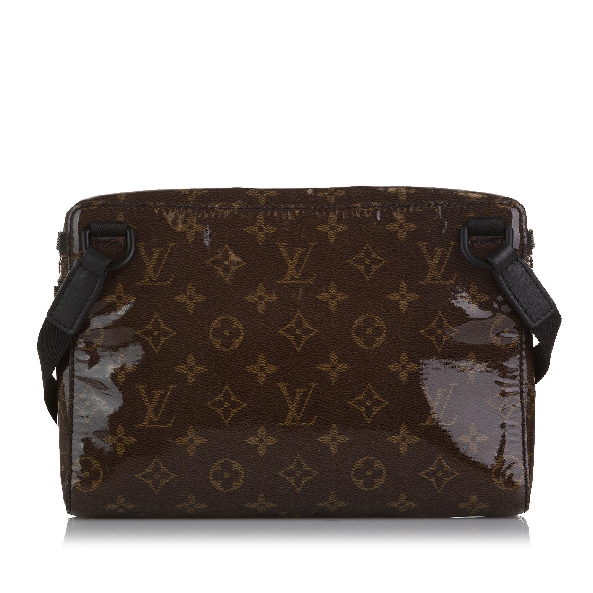 Louis Vuitton Monogram Glaze Messenger PM (SHG-37006)