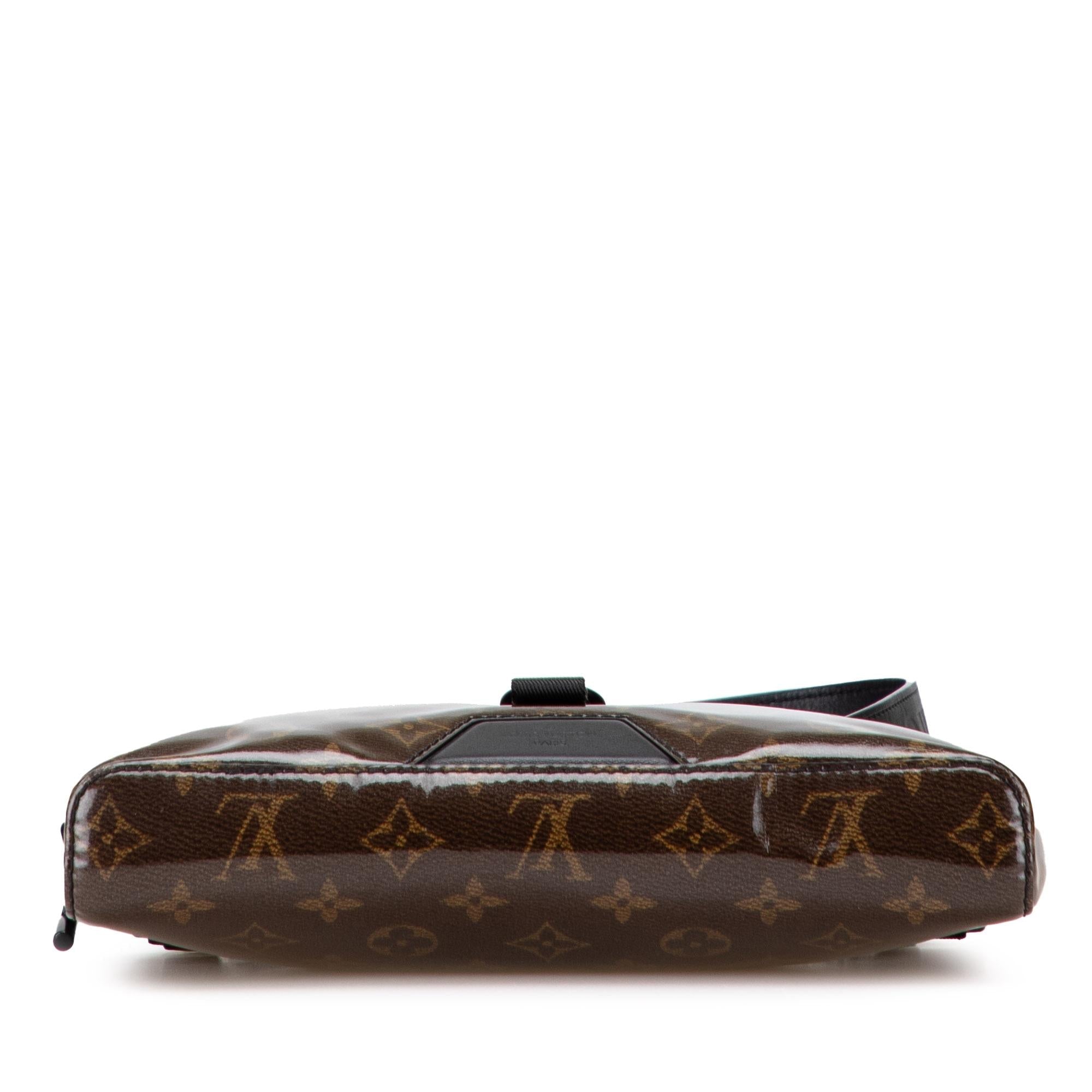 Louis Vuitton Monogram Glaze Messenger PM