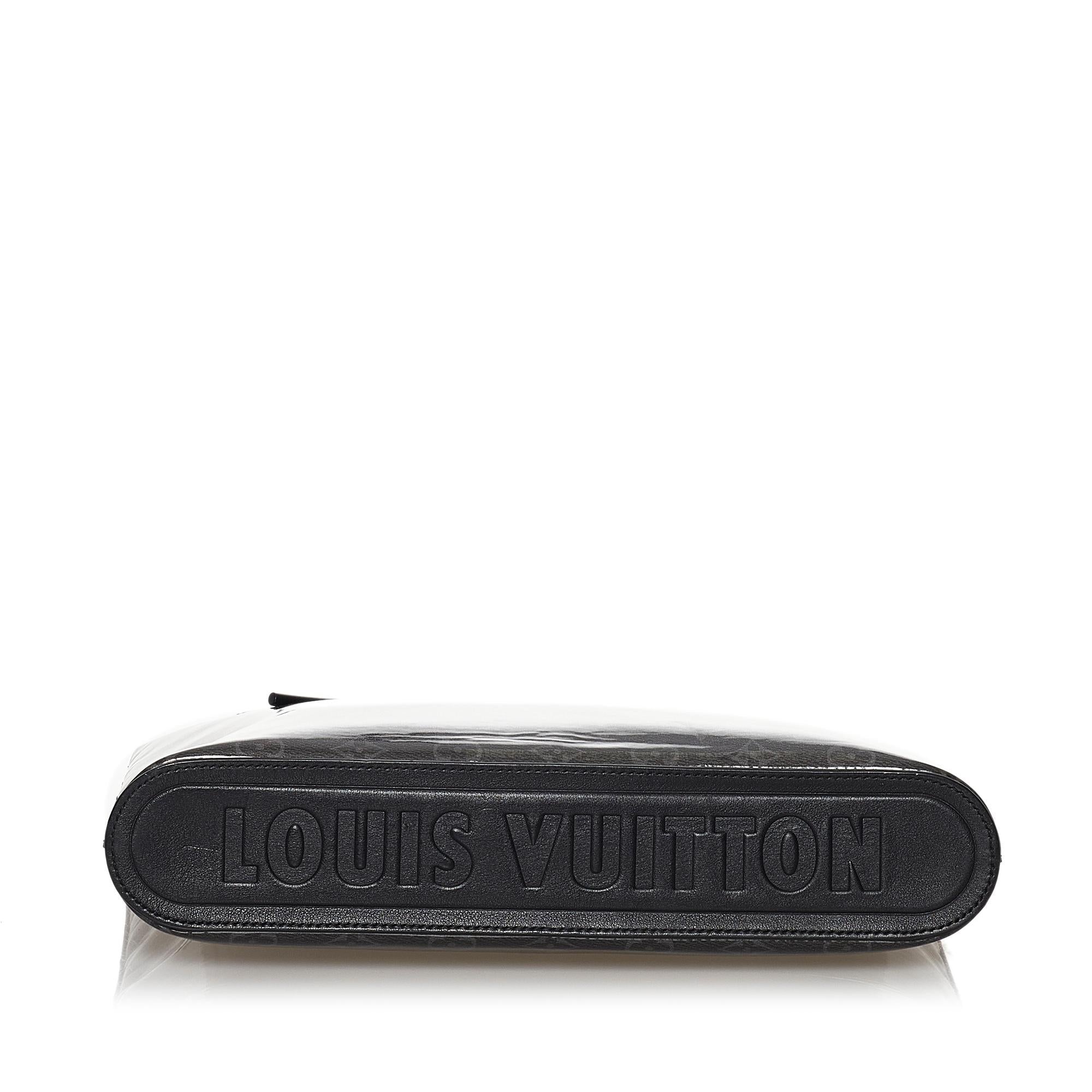 Louis Vuitton Monogram Glaze Pochette Cosmos (SHG-29820)