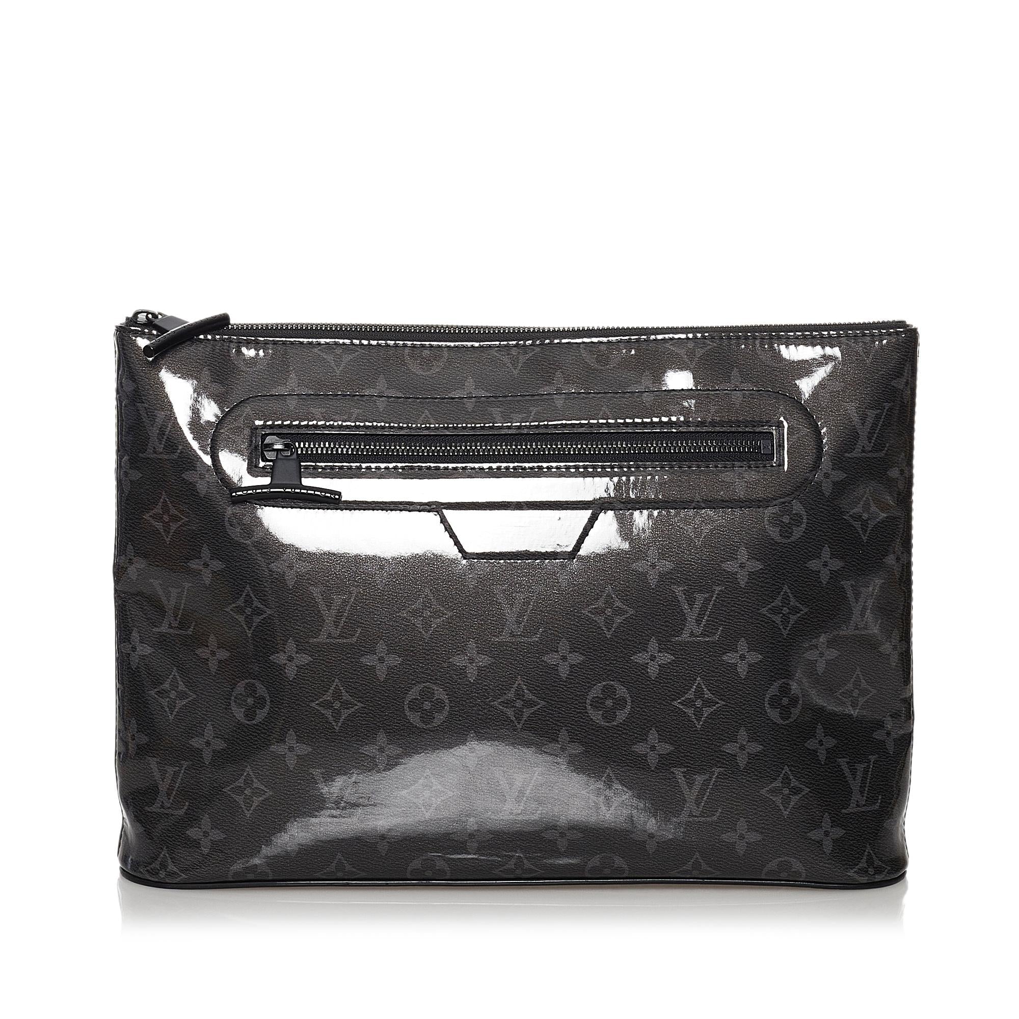 Louis Vuitton Monogram Glaze Pochette Cosmos (SHG-29820)