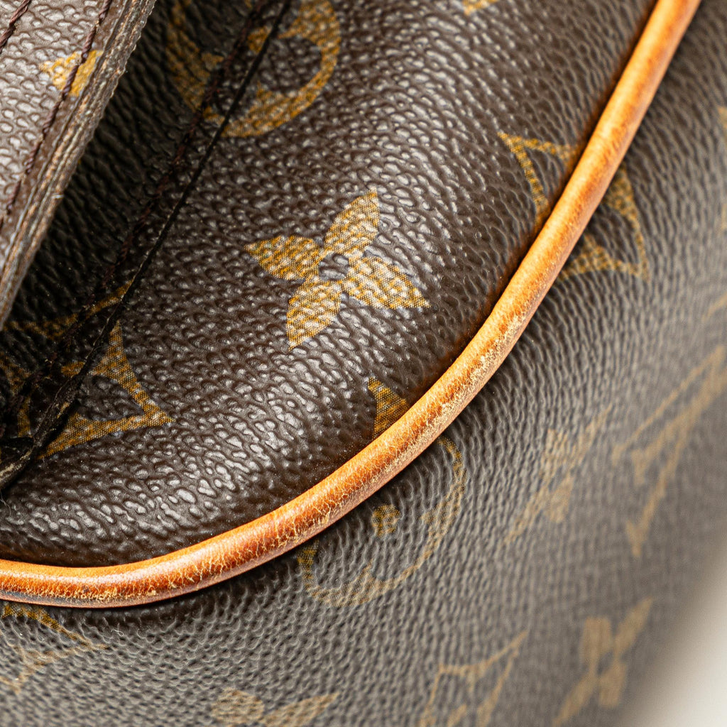 Louis Vuitton Monogram Hudson GM (SHG-7oOF3v)