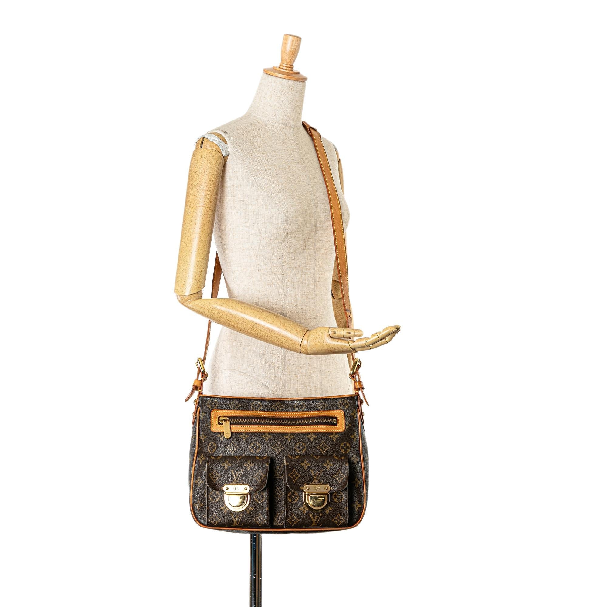 Louis Vuitton Monogram Hudson GM (SHG-7oOF3v)
