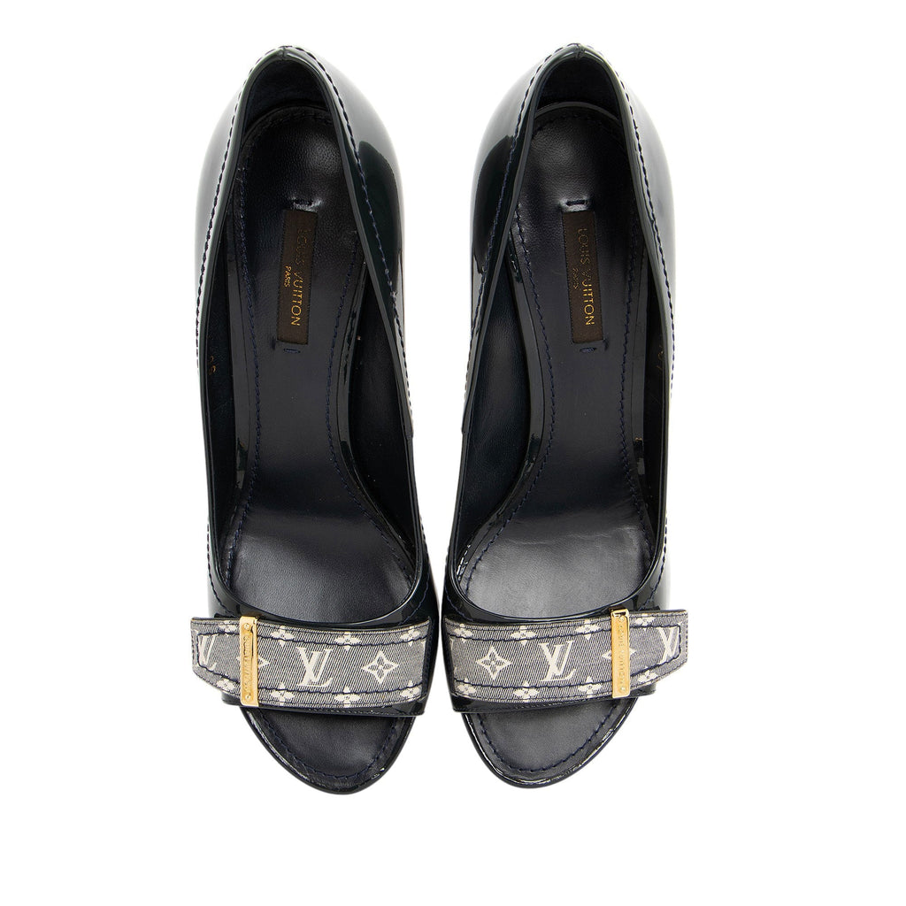 Louis Vuitton Patent Leather Monogram Idylle Buci Pumps - Size 9 / 39