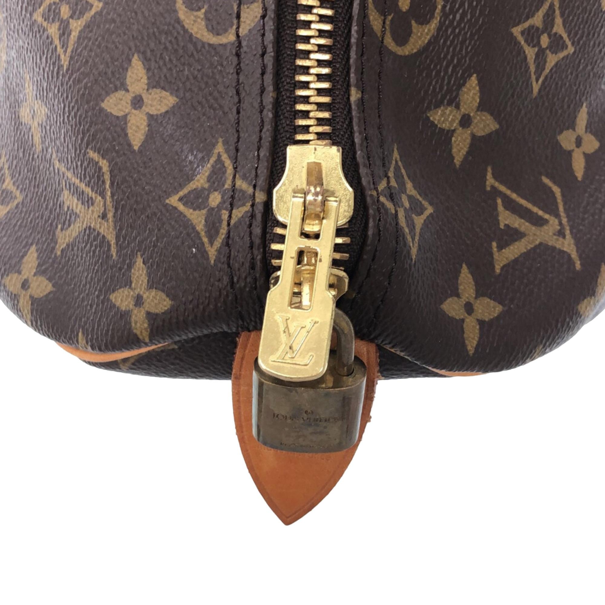 Louis Vuitton Monogram Keepall 45 (SHG-FheCHi)