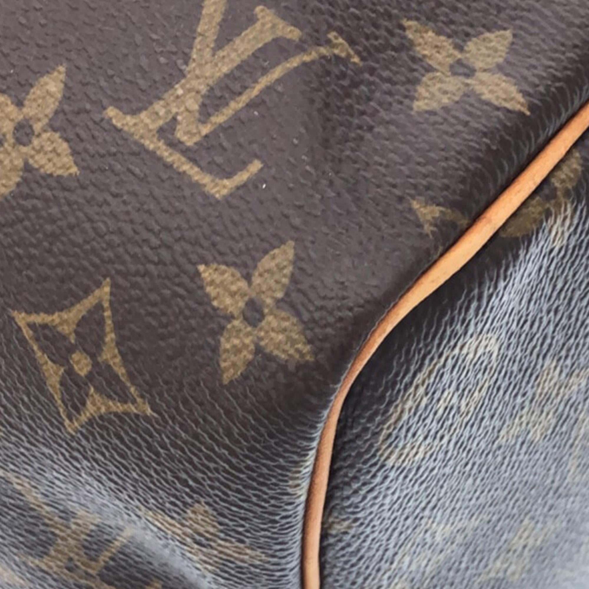 Louis Vuitton Monogram Keepall 45 (SHG-FheCHi)